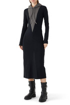 فستان متوسط الطول بتصميم هودي مقسم بأجزاء