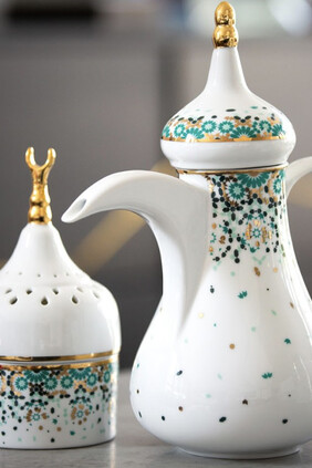 دلة قهوة عربية مرايا