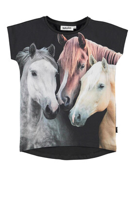 قميص بطبعة حصان