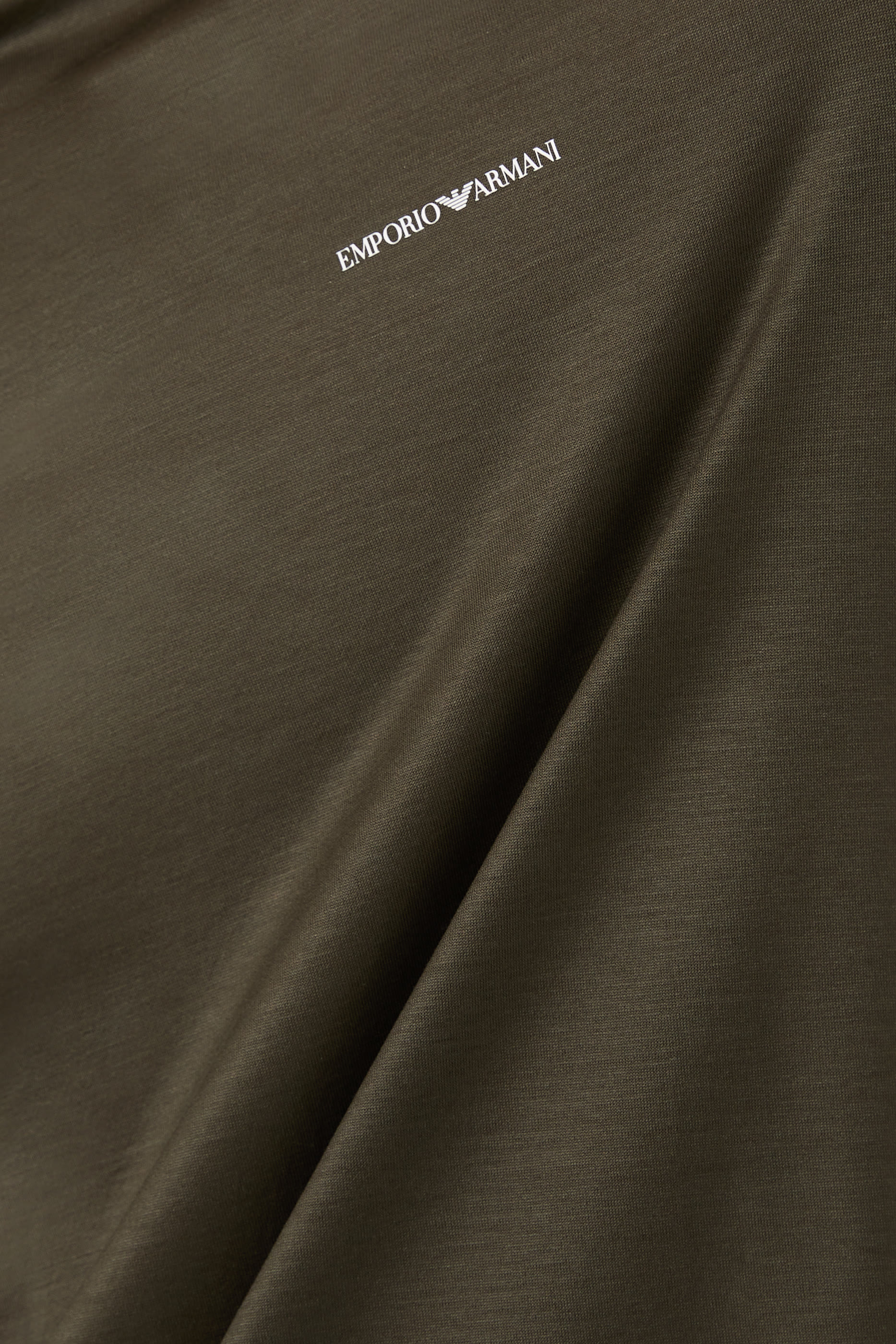 تيشيرت بشعار الماركة صغير من تشكيلة الأساسية