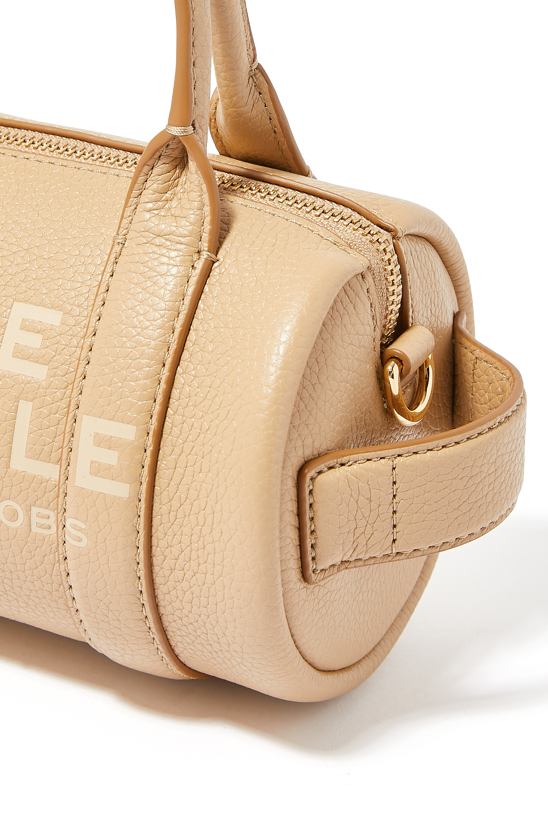 حقيبة دافل صغيرة جلد