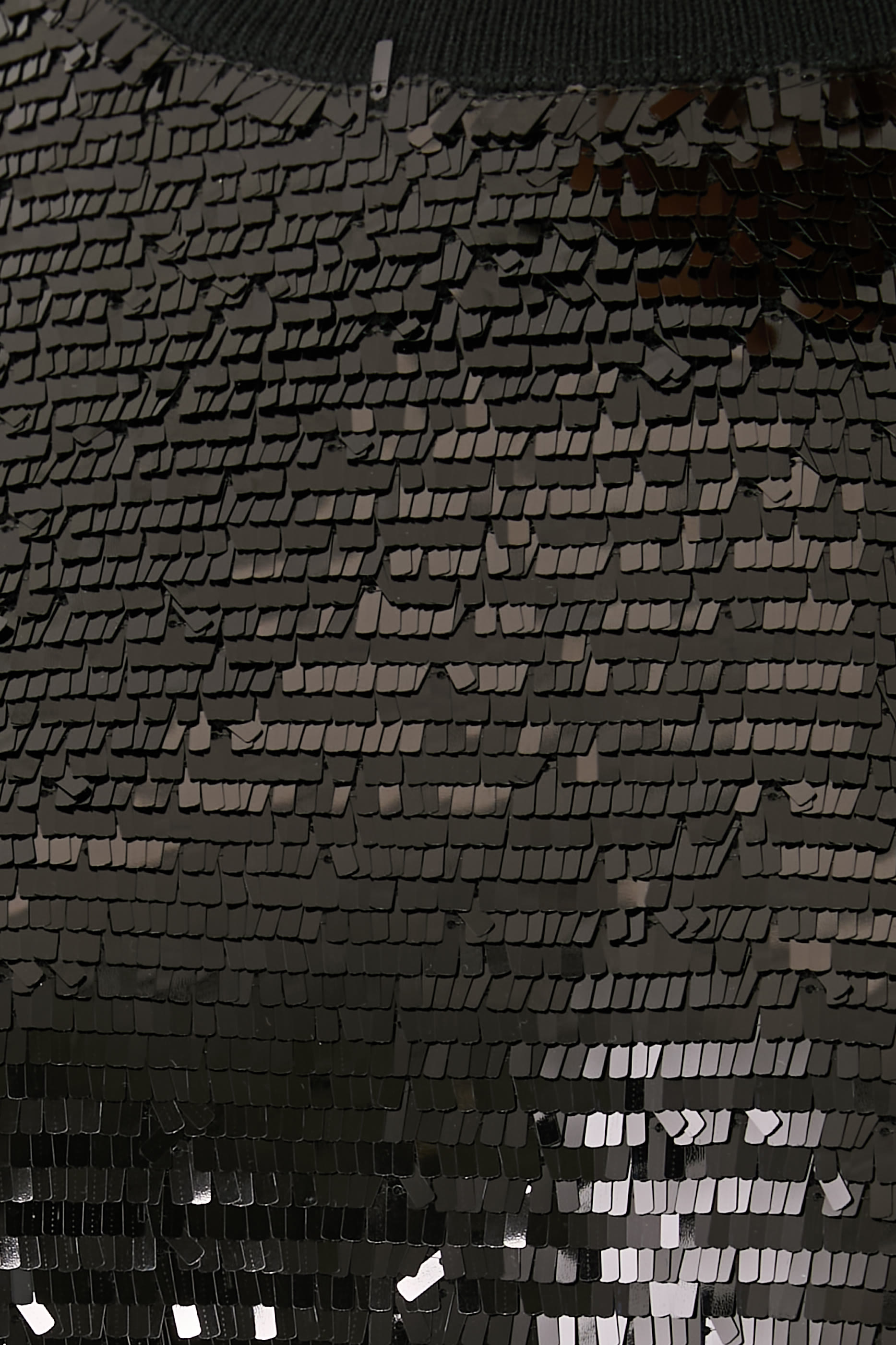 كنزة نايت لاب بياقة ضيقة