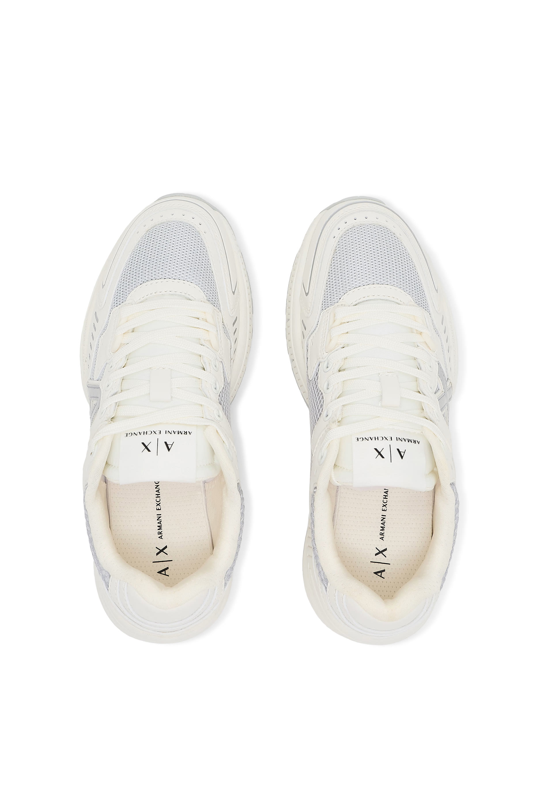 سنيكرز سبايد