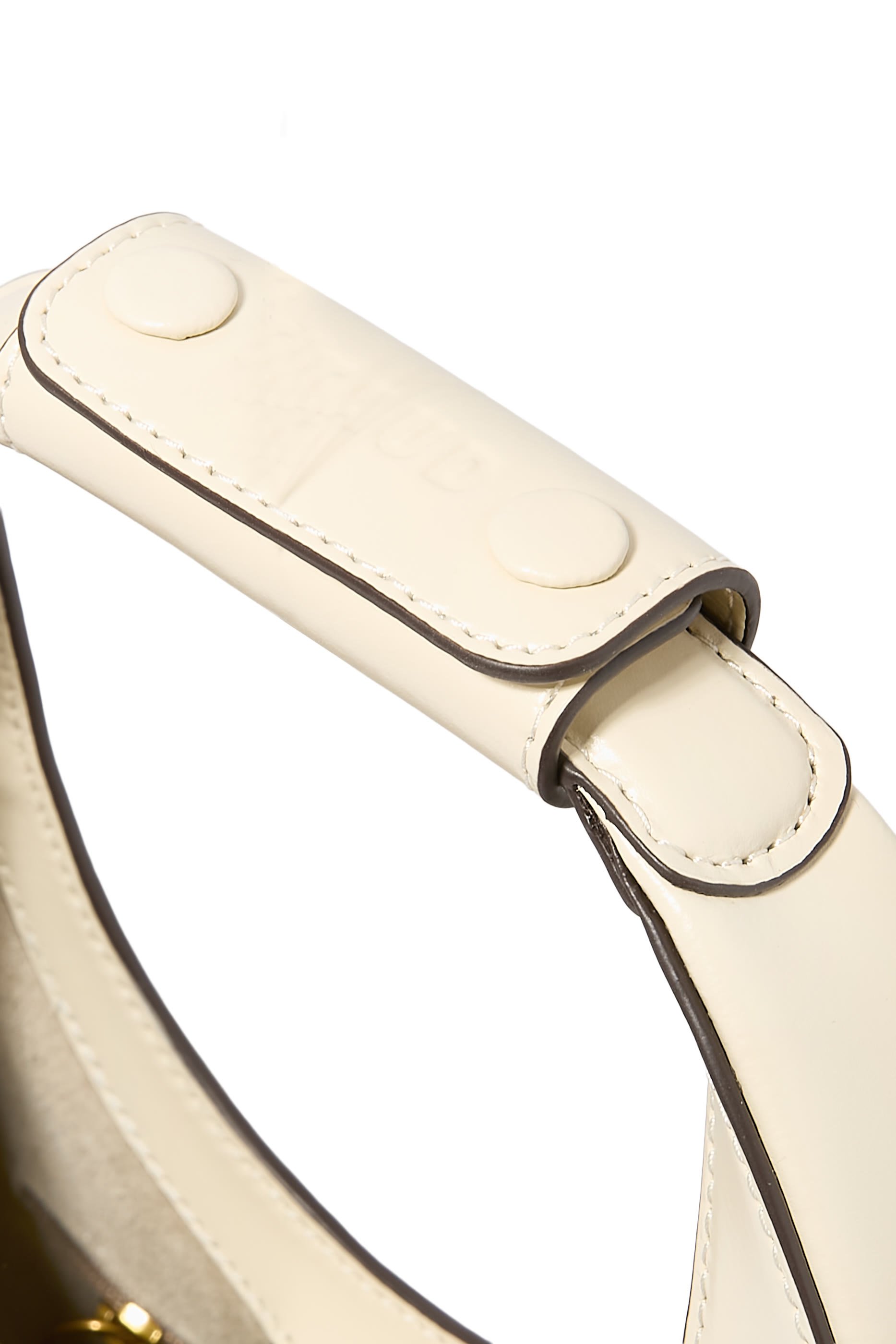 حقيبة صغيرة بتصميم هلال