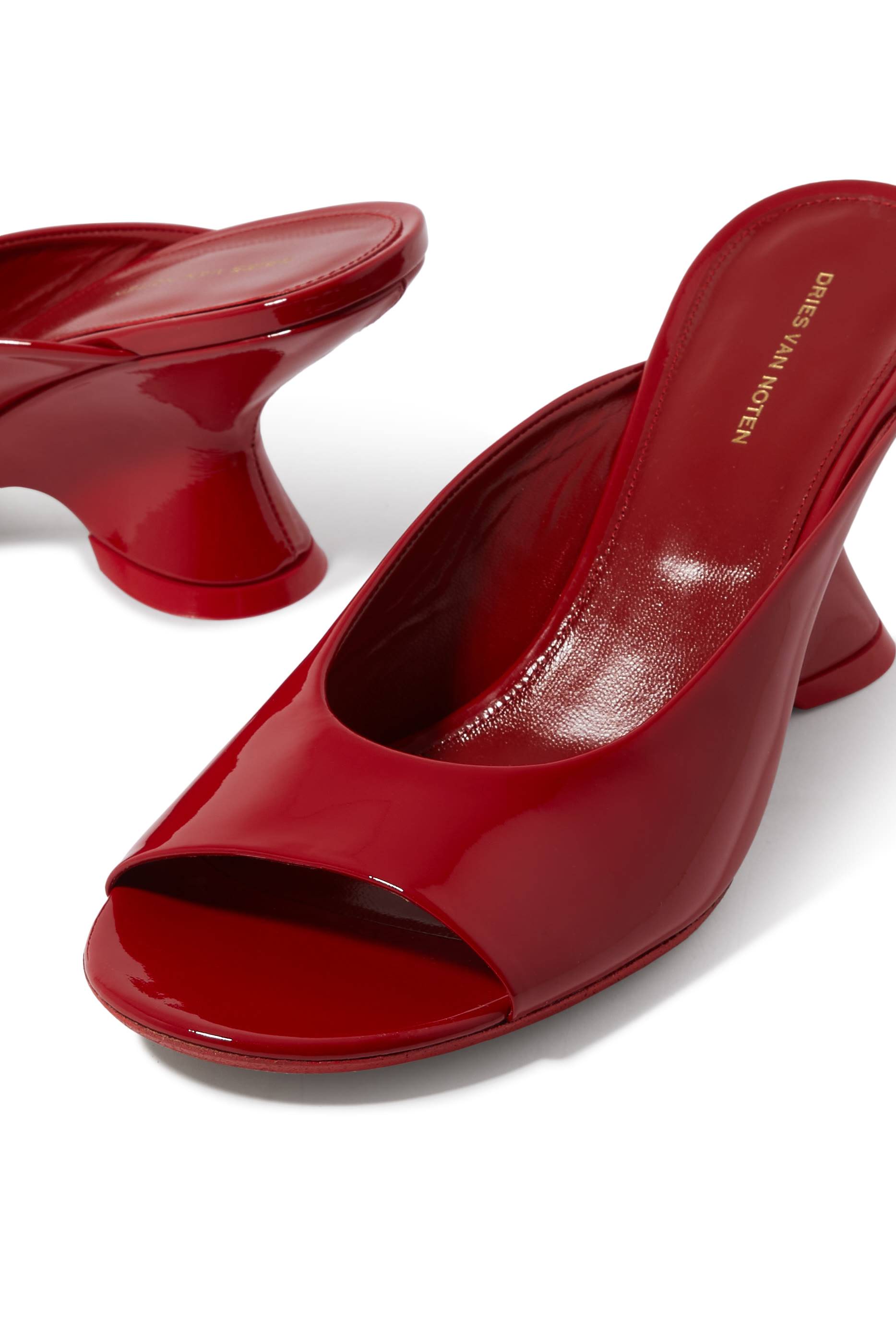 حذاء 75 مفتوح من الخلف بمقدمة مفتوحة جلد