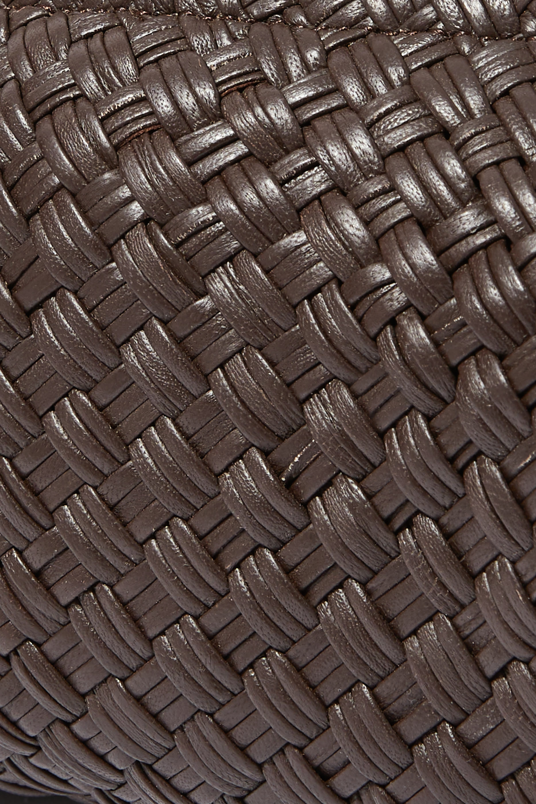 حقيبة صغيرة كونولو سلينغ