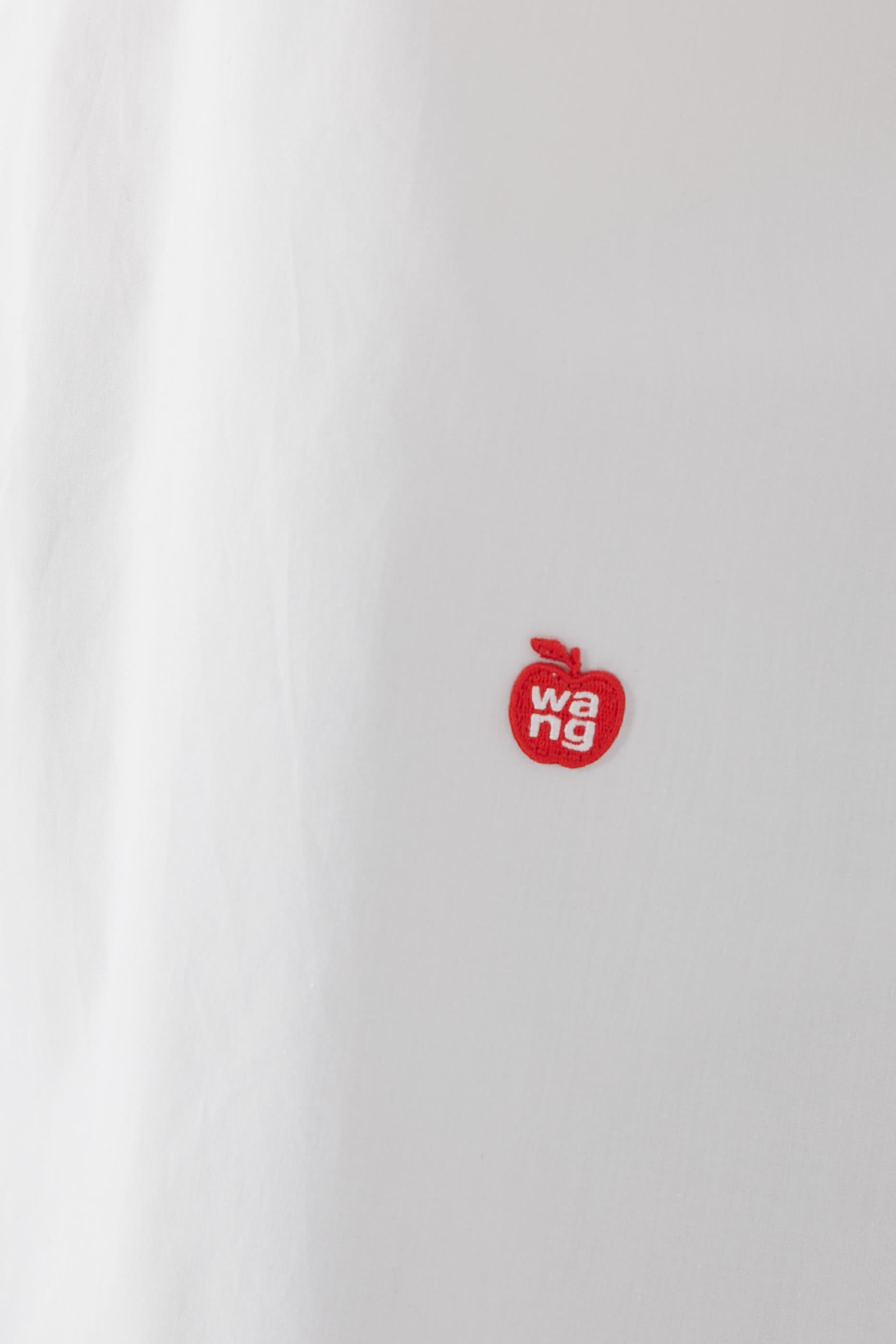 قميص بويفرند بأزرار