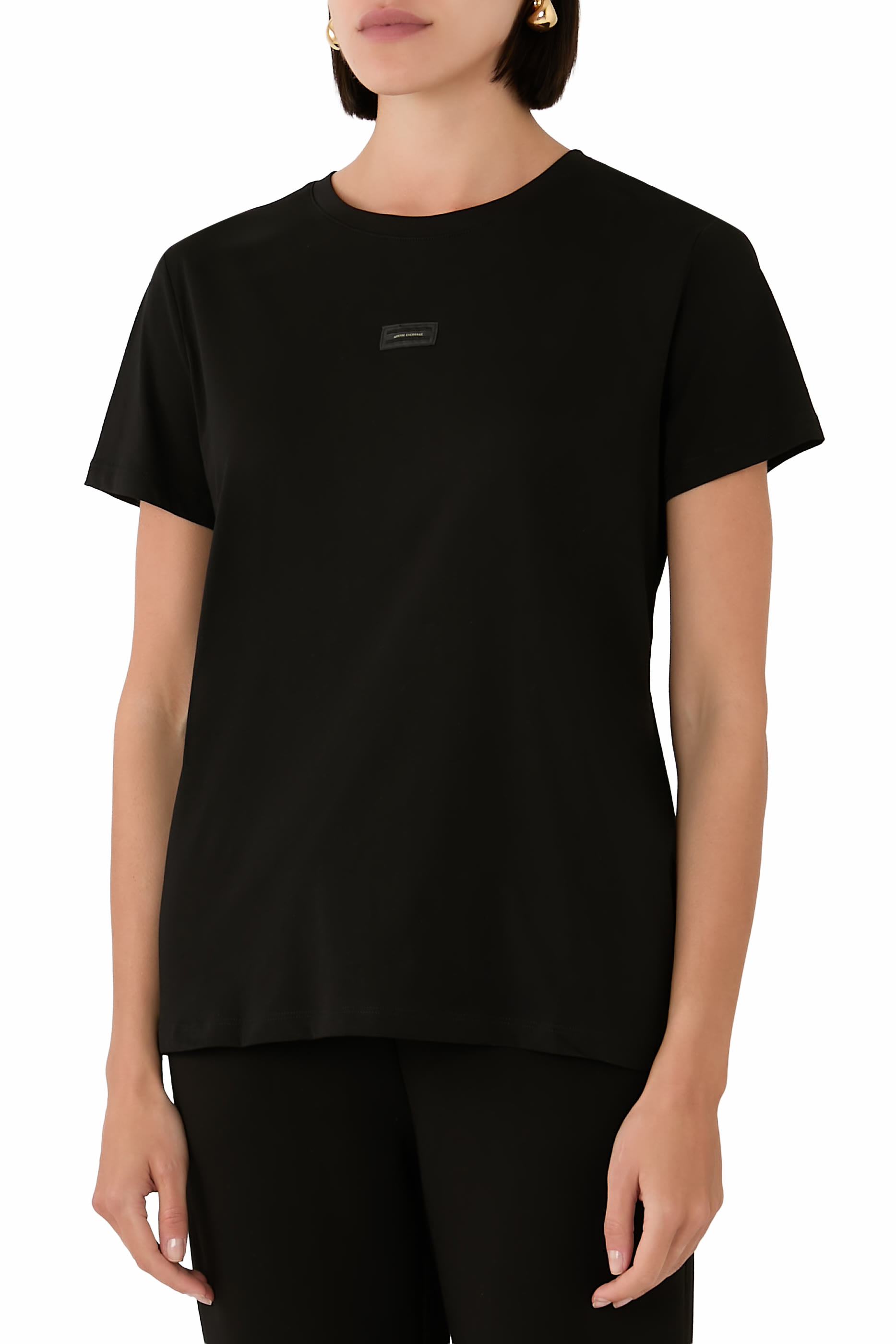 تيشيرت بقصة عادية بشعار الماركة