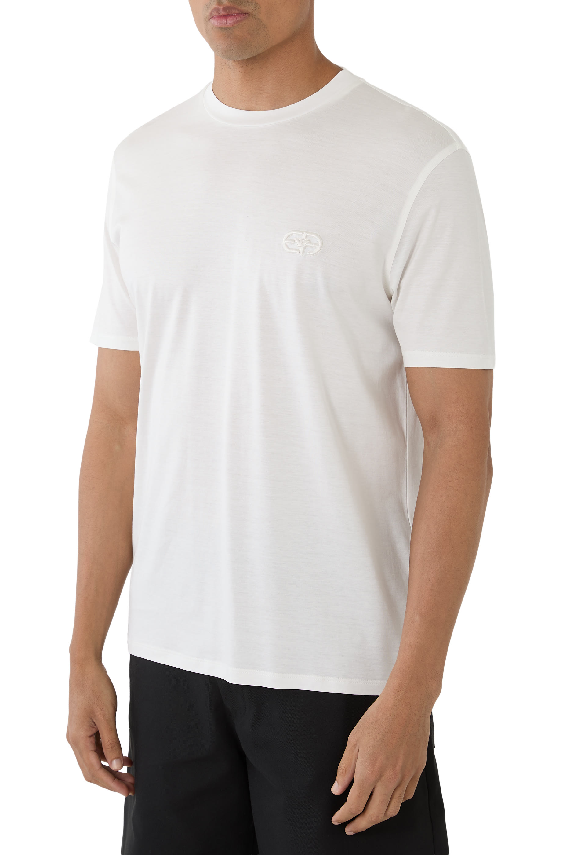 تيشيرت بشعار رأس النسر