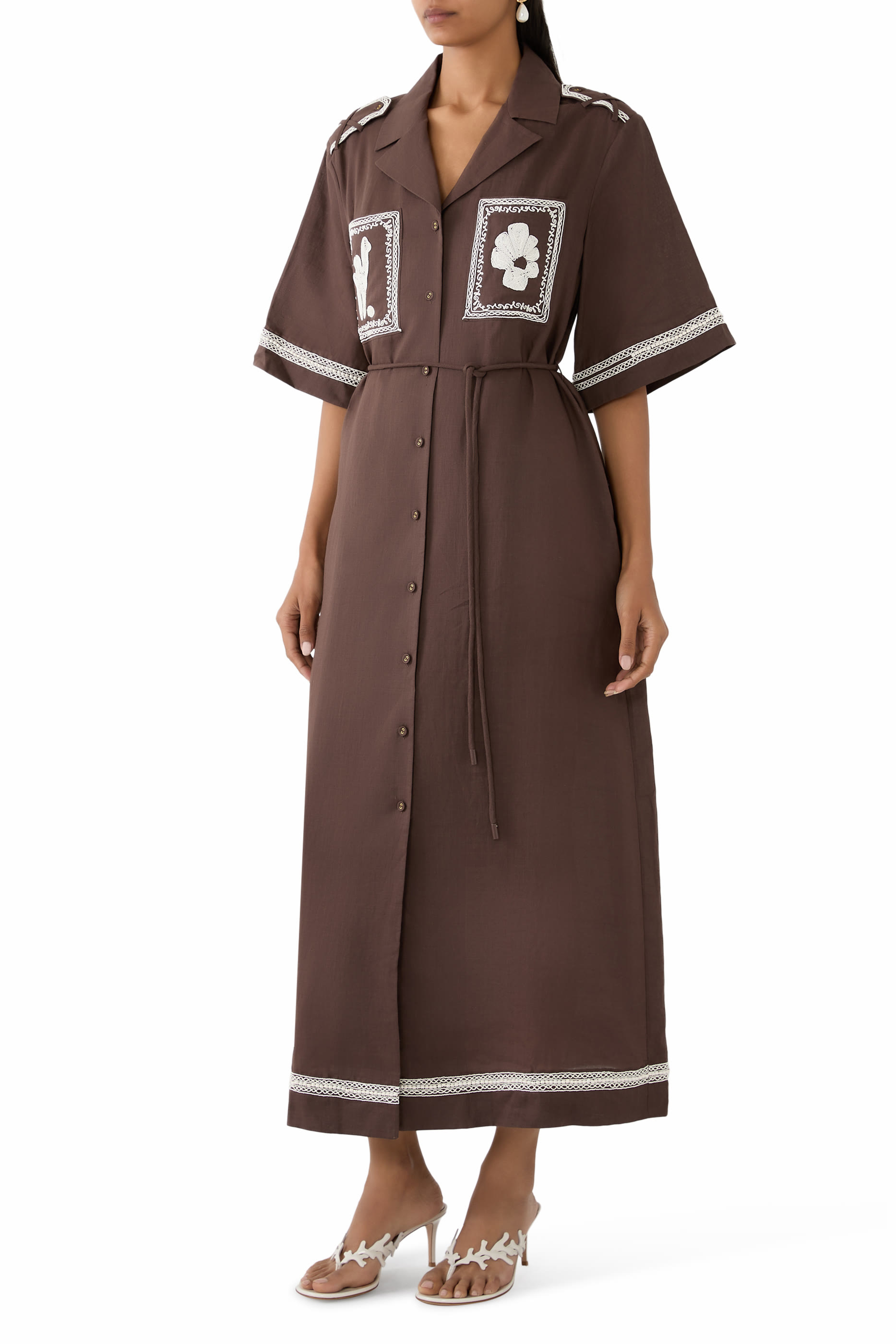 فستان ليندرا بنمط قميص برباط