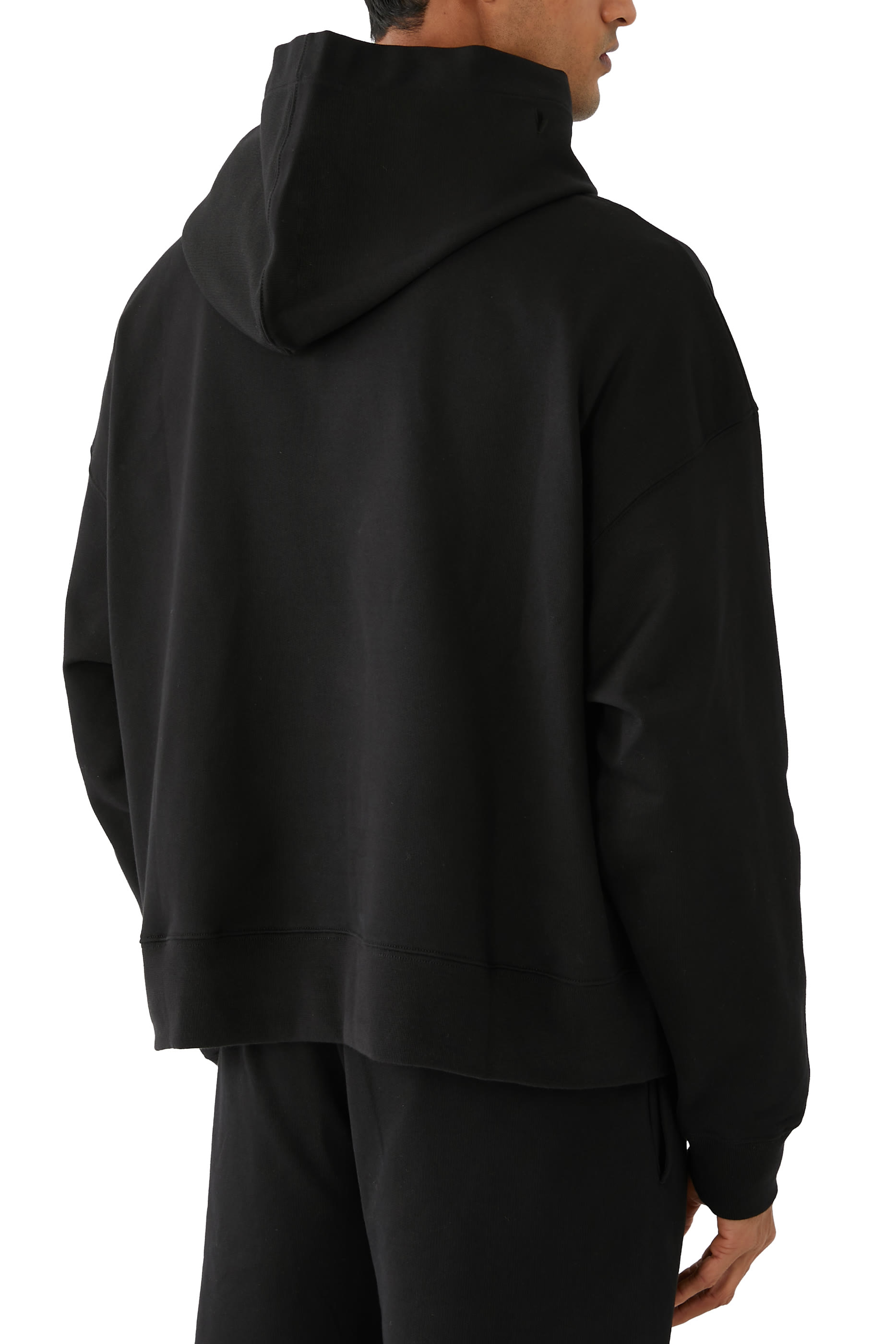 سويت شيرت بغطاء رأس وشعار الماركة