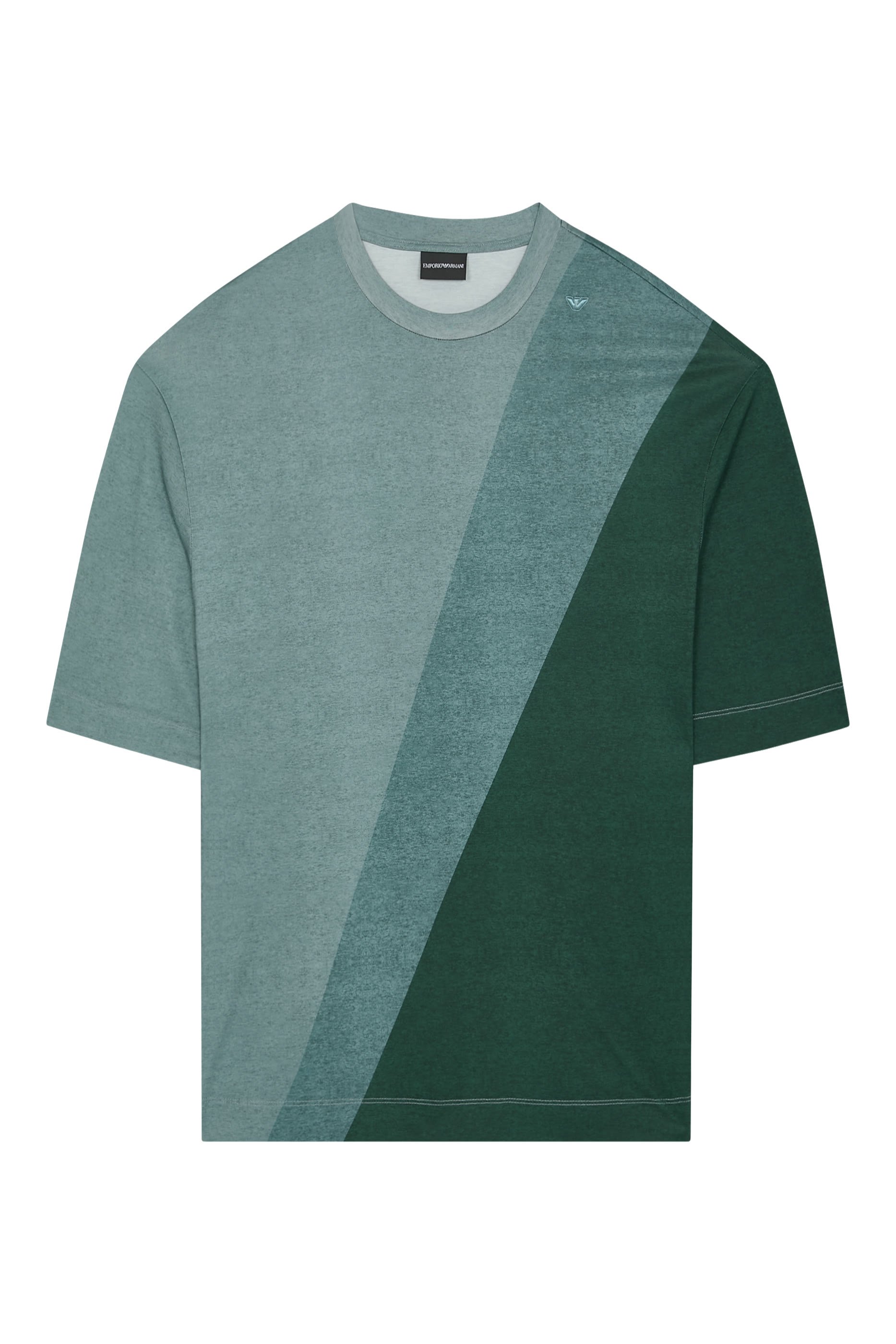 تيشيرت بأكمام قصيرة