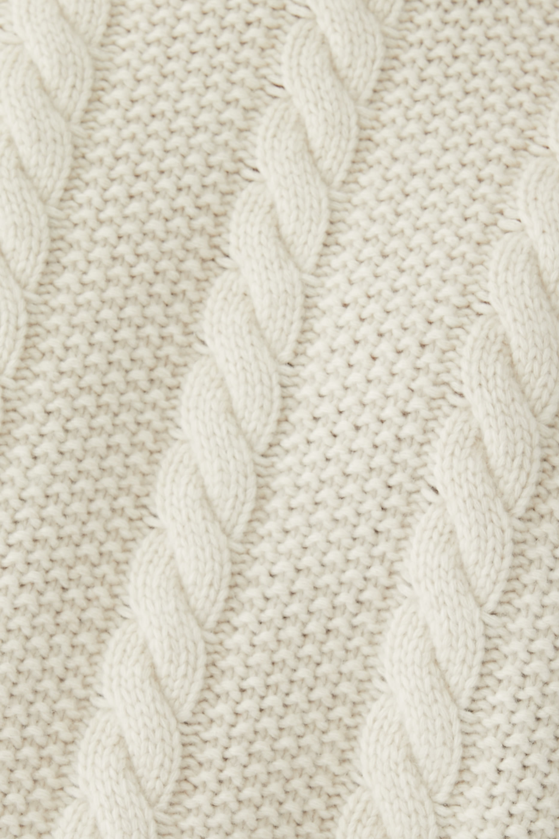 كنزة صوف وكشمير