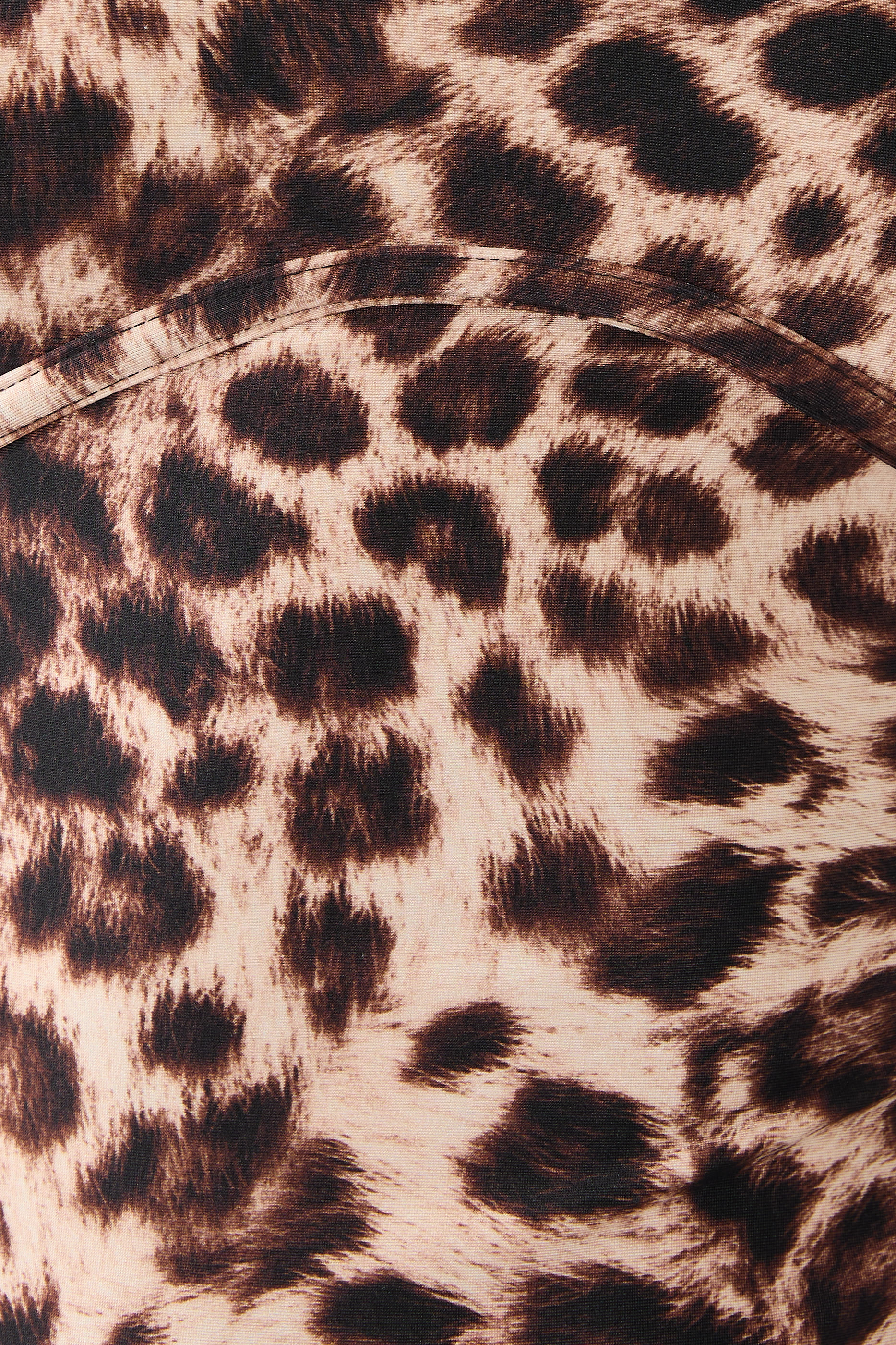 بودي سوت بياقة قلب وطبعات فهد ساتان