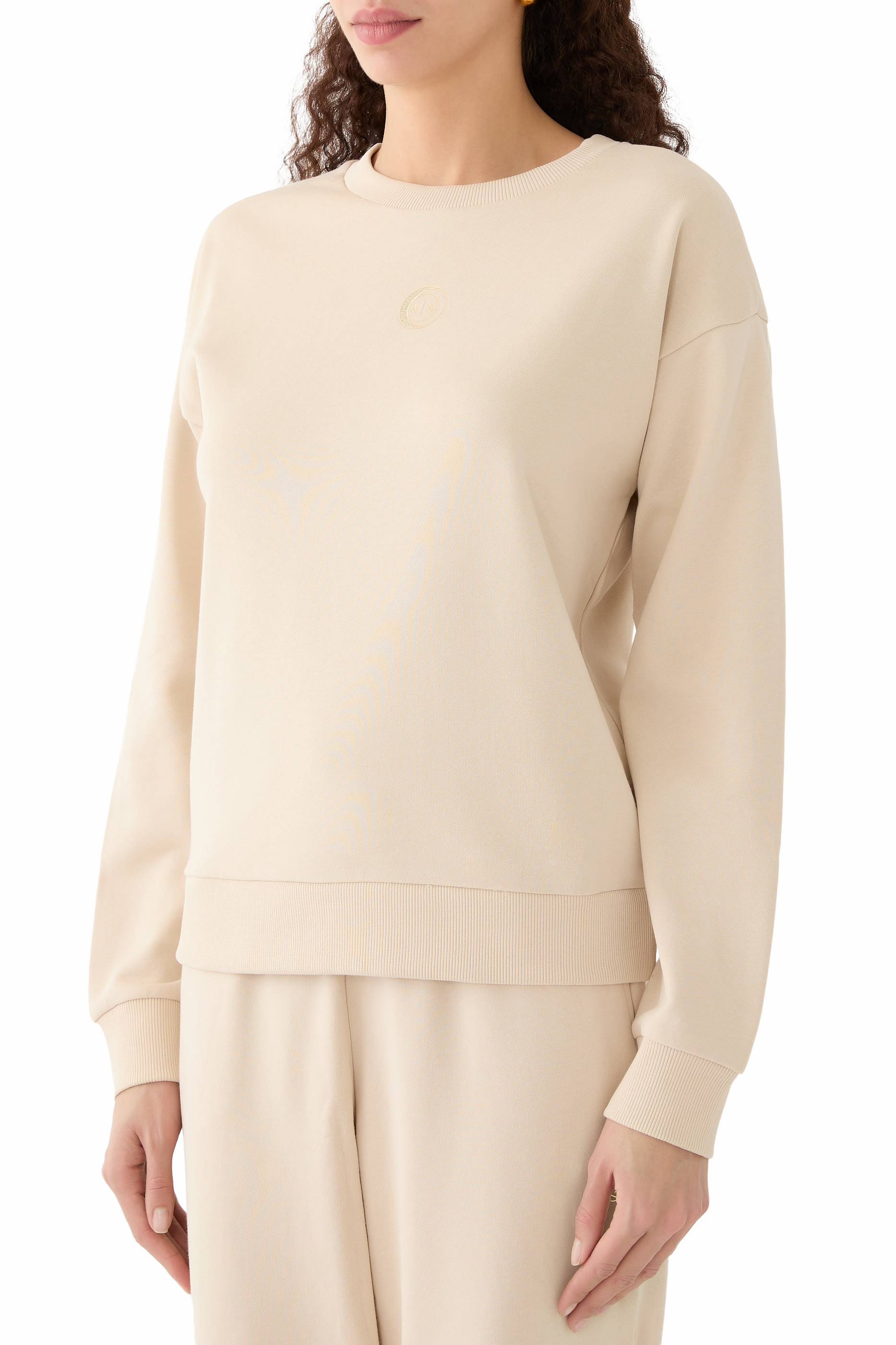 سويت شيرت بغطاء للرأس وشعار الماركة