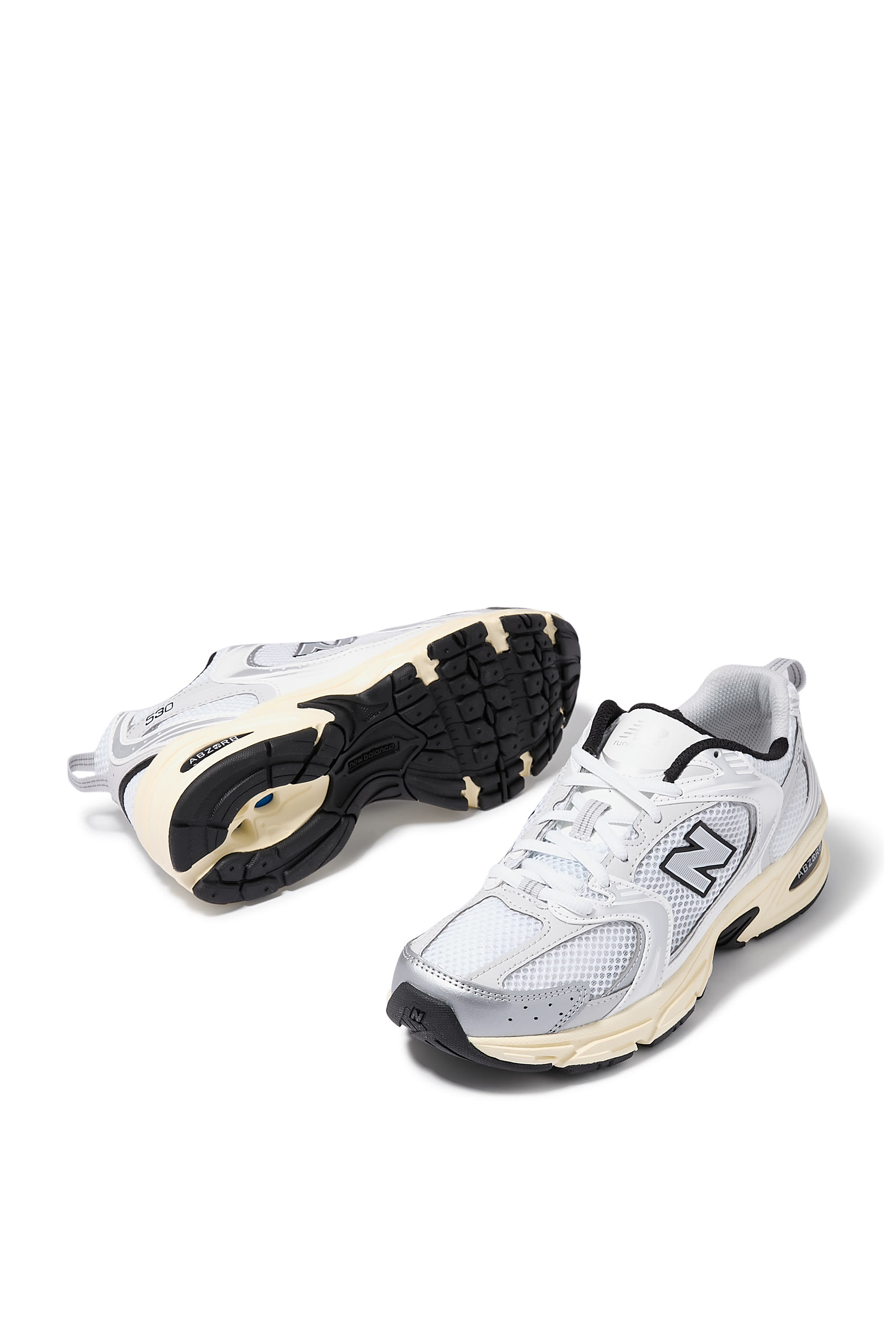 سنيكرز 530 بكاحل منخفض