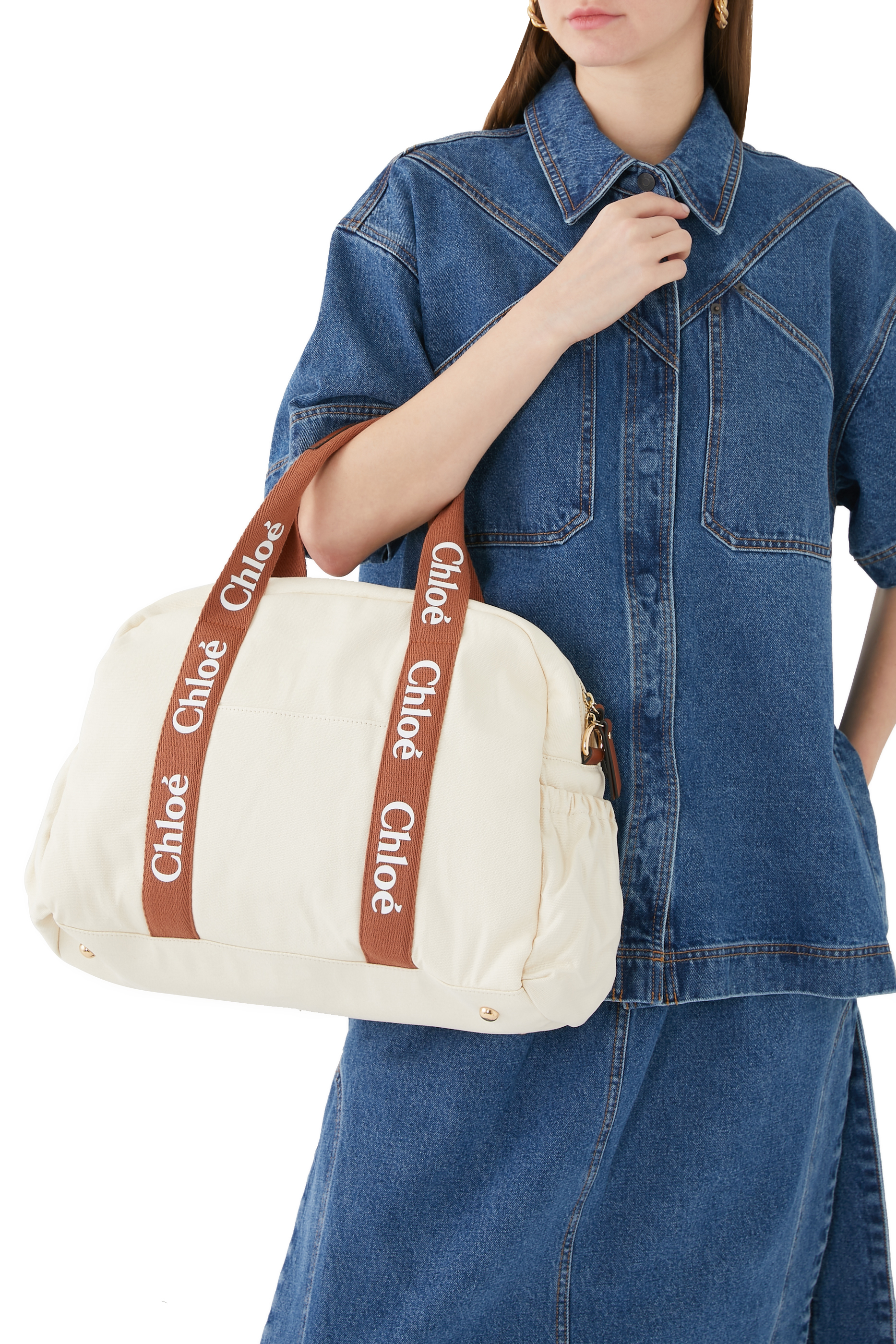 حقيبة مستلزمات أطفال بشعار الماركة