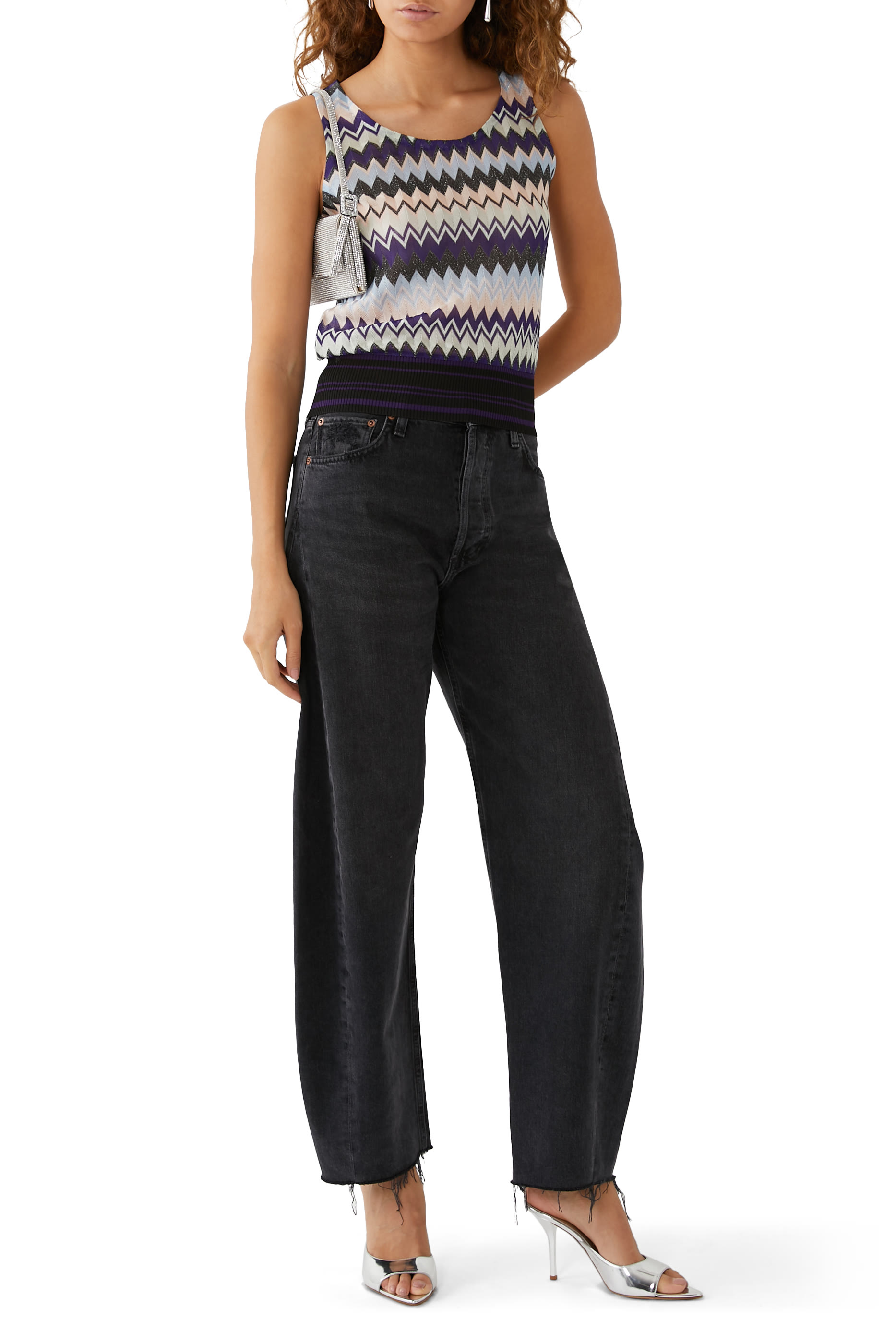 بلوزة راشيل بنقشة خطوط متعرجة