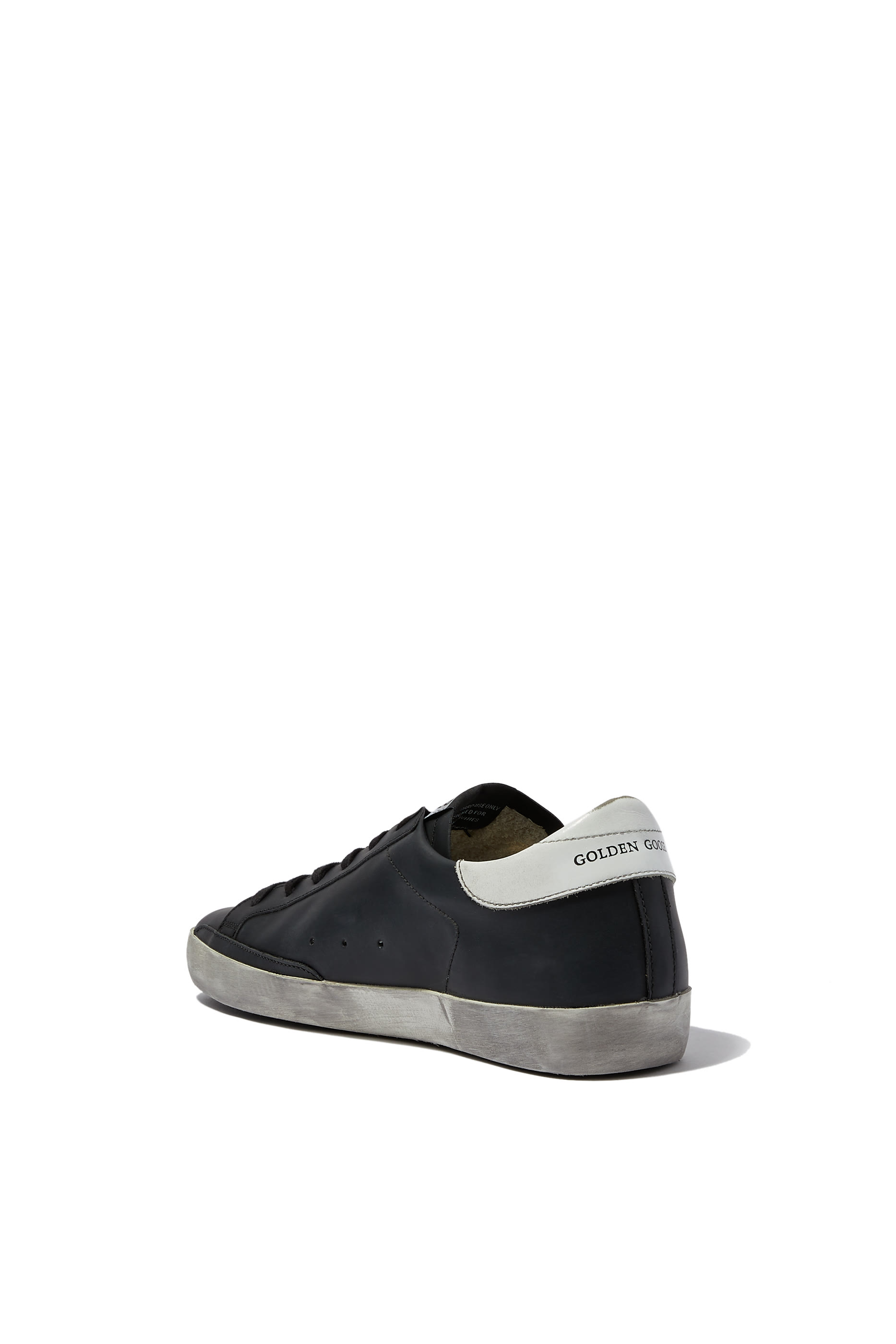 سنيكرز سوبر ستار بنجمة