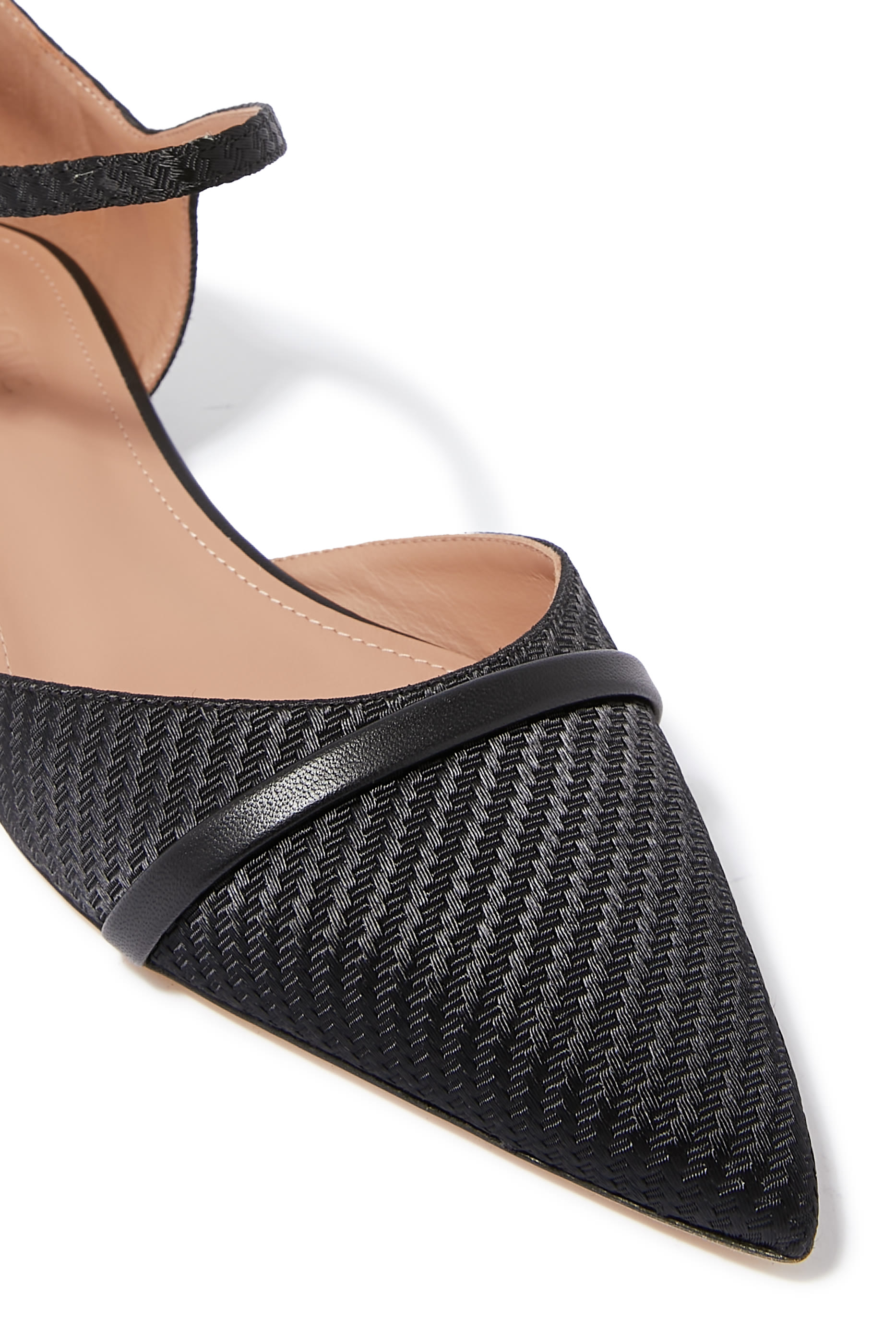 حذا بالرينا أولا بكعب مسطح جلد