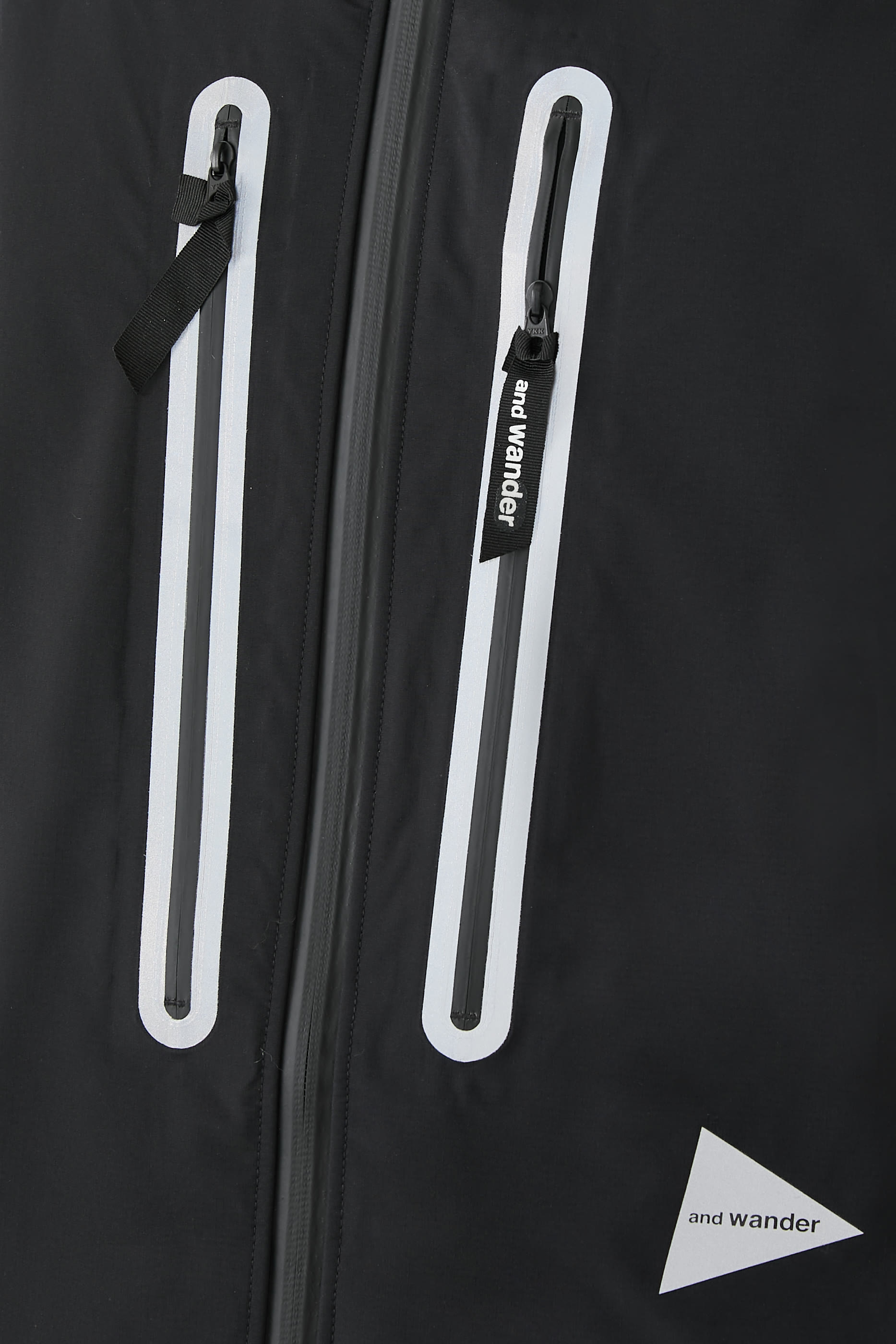 جاكيت بيرتكس شيلد مقاوم للأمطار