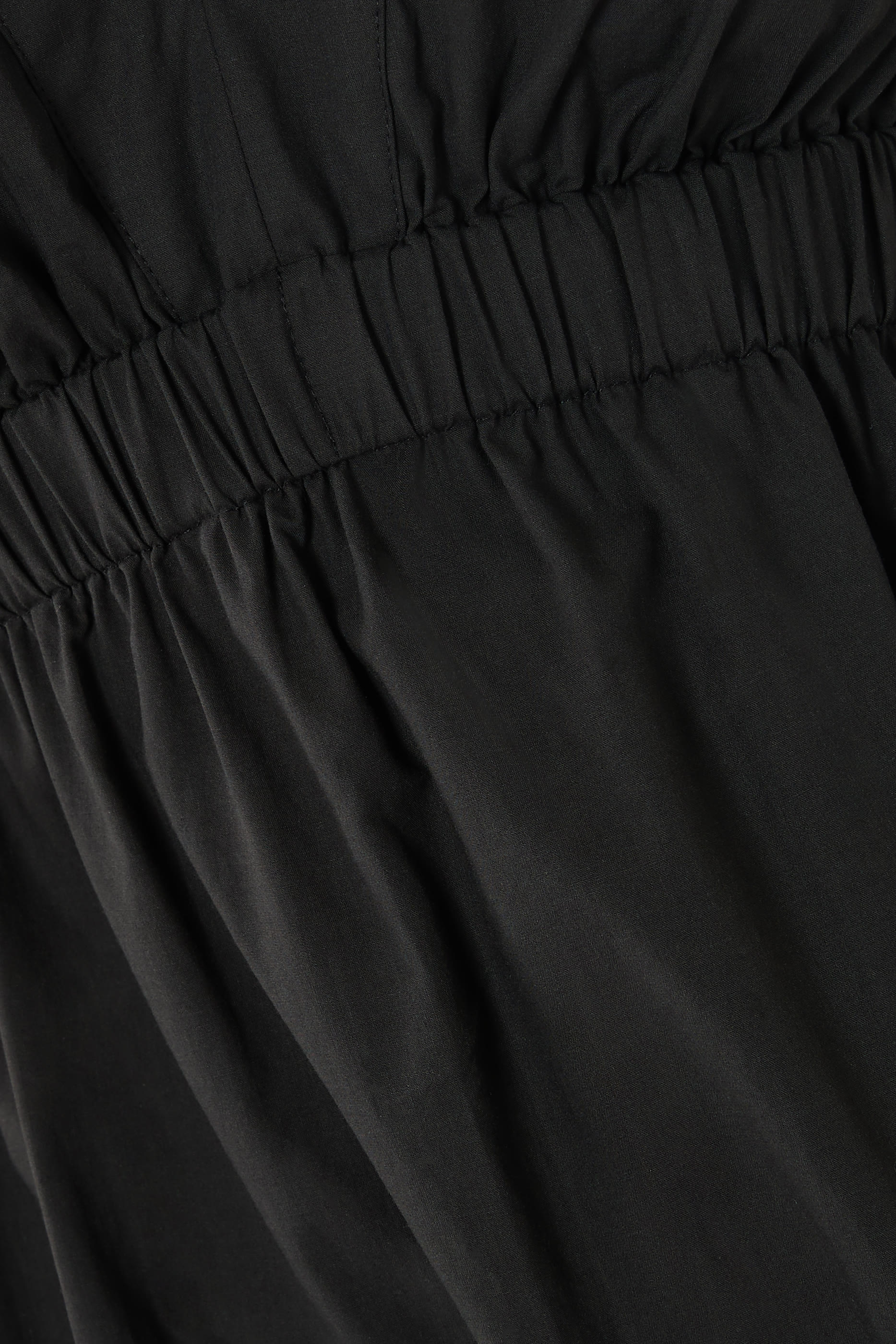 فستان جينيفيف