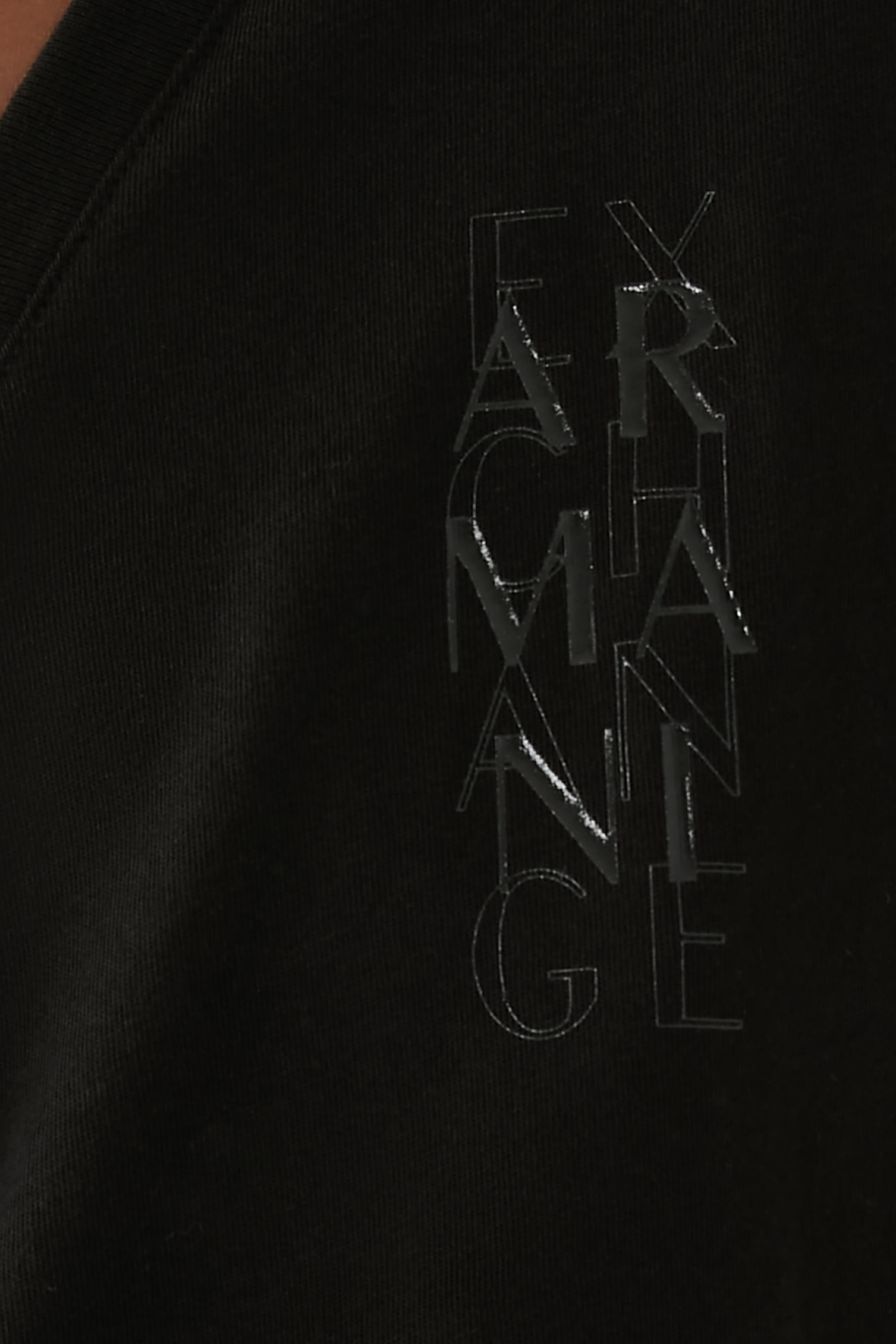 تيشيرت ذا غريد بشعار الماركة