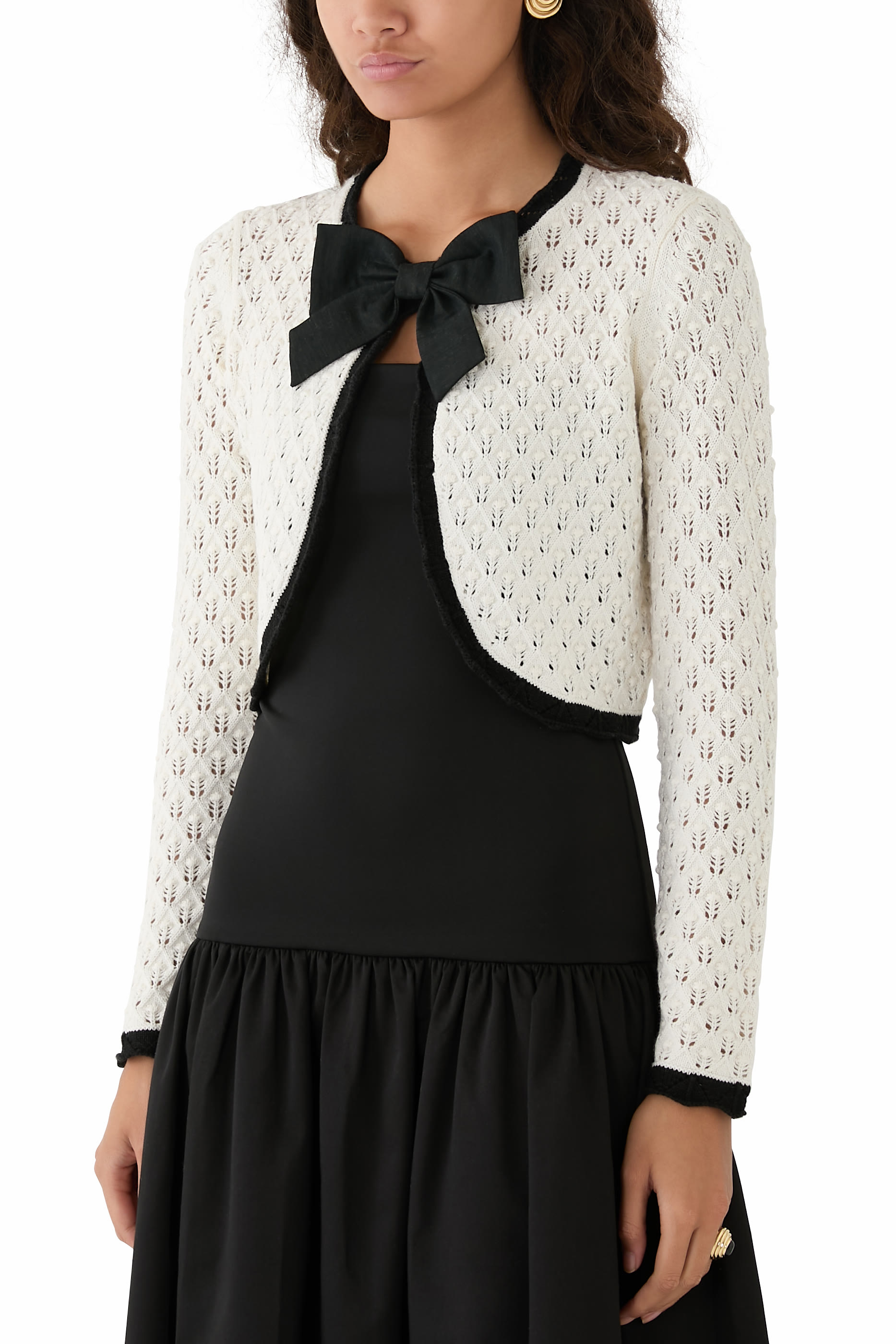 كارديجان داني قصير بفيونكة