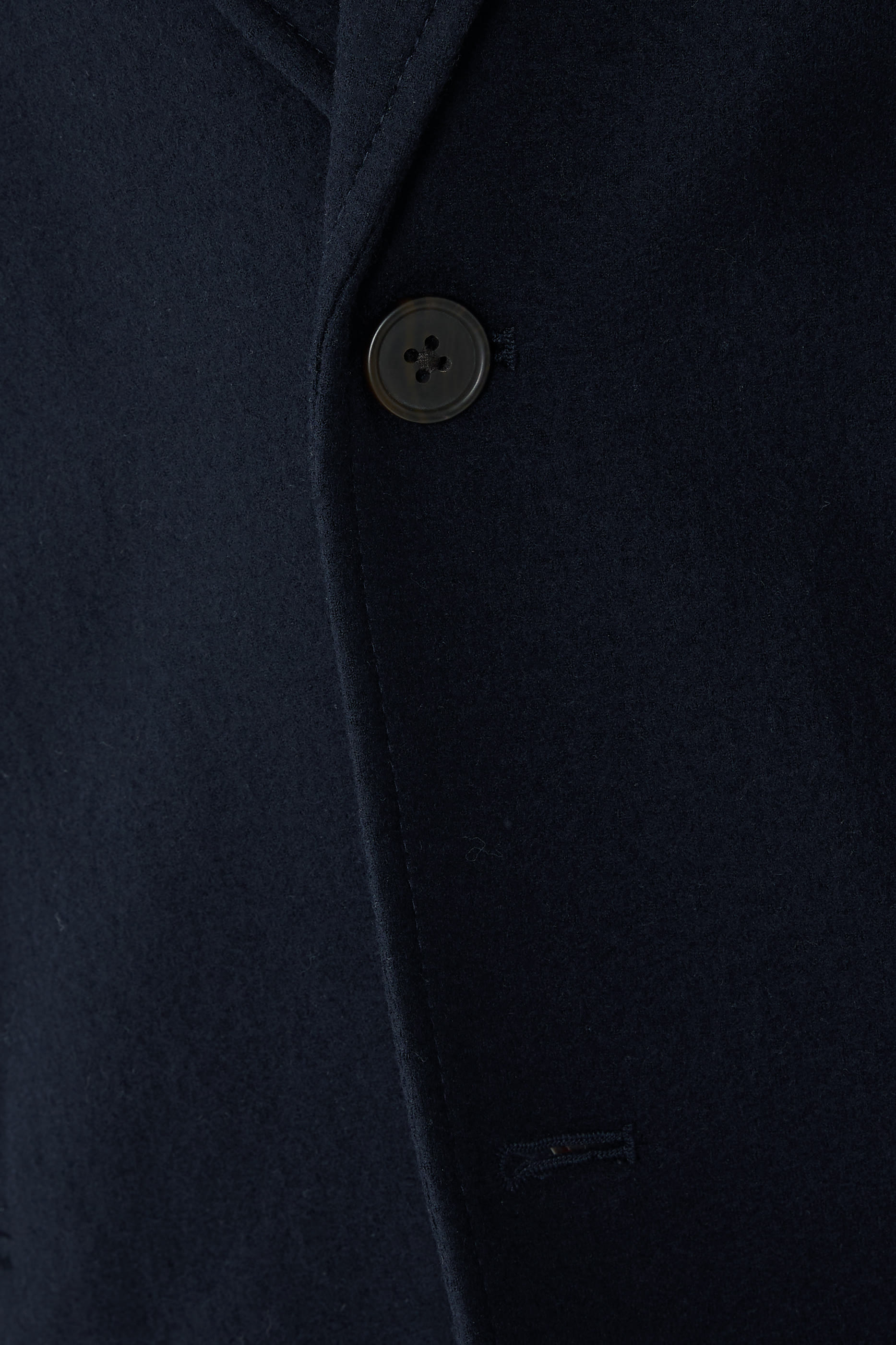 بليزر بصف أزرار صوف بكر فلانيل من التشكيلة الأساسية للسفر