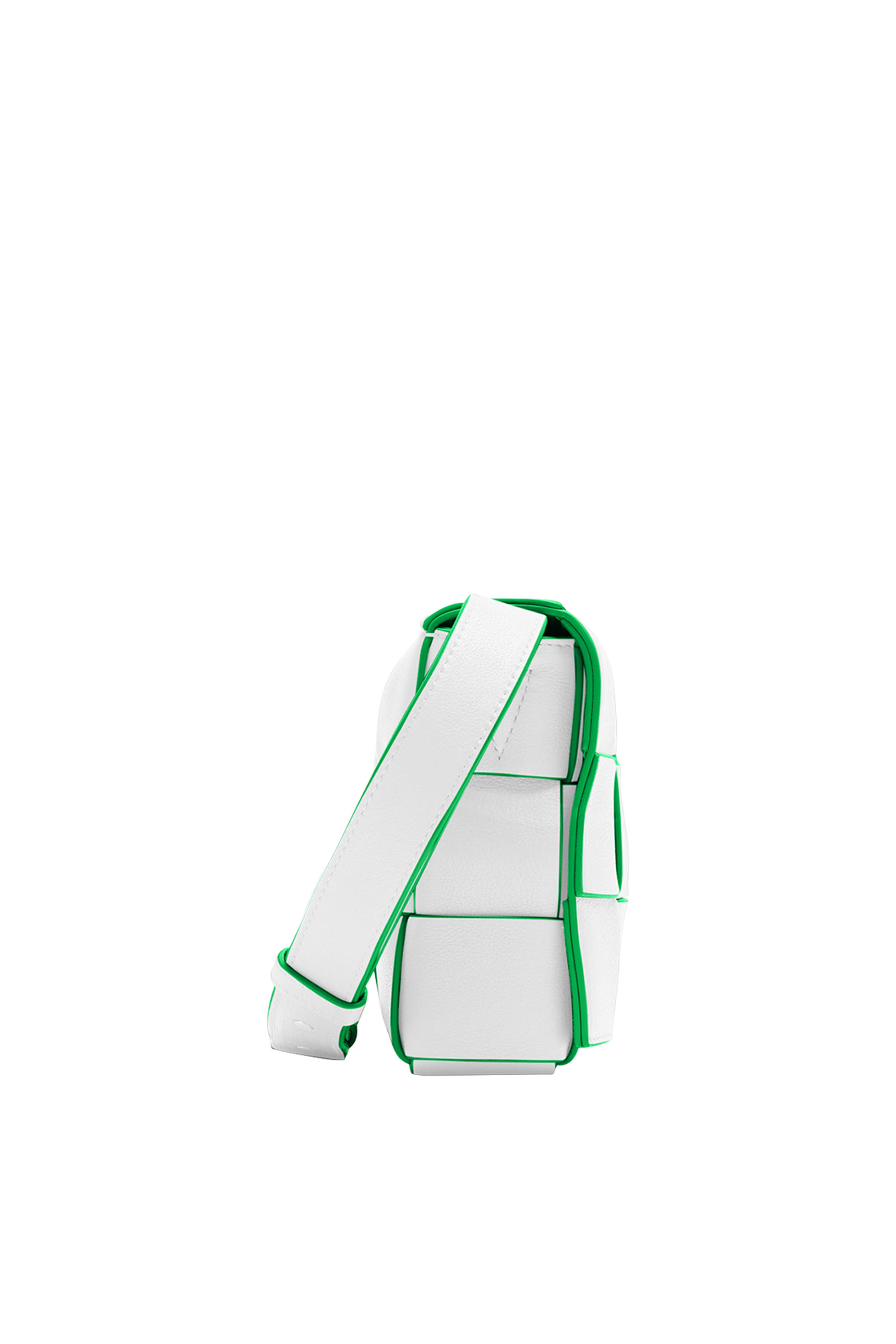 حقيبة كروس بودي كاسيت بتصميم مجدول