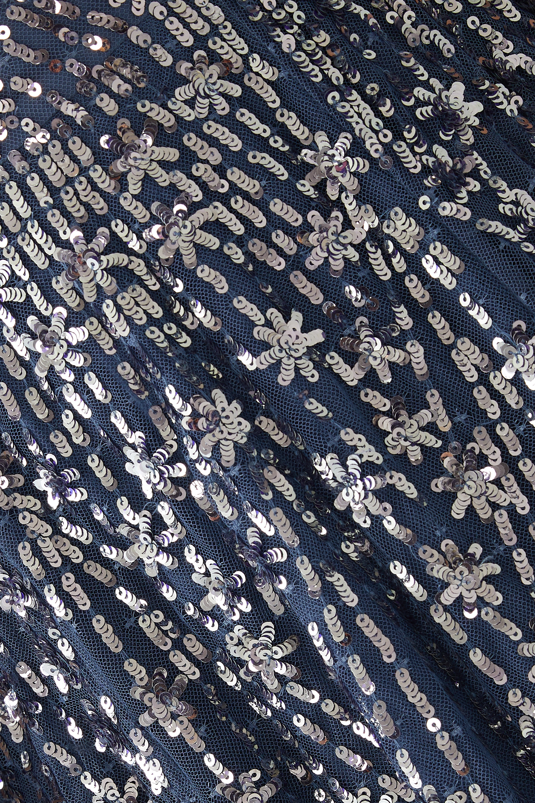 فستان سهرة كوميت بقصة بطول الكاحل