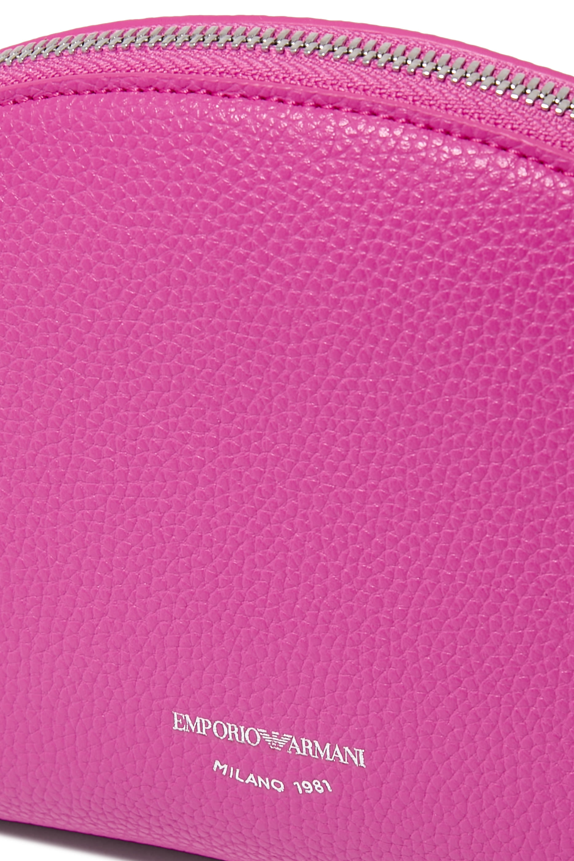 حقيبة مستحضرات عناية شخصية ماي اي ايه بنقشة جلد الغزال