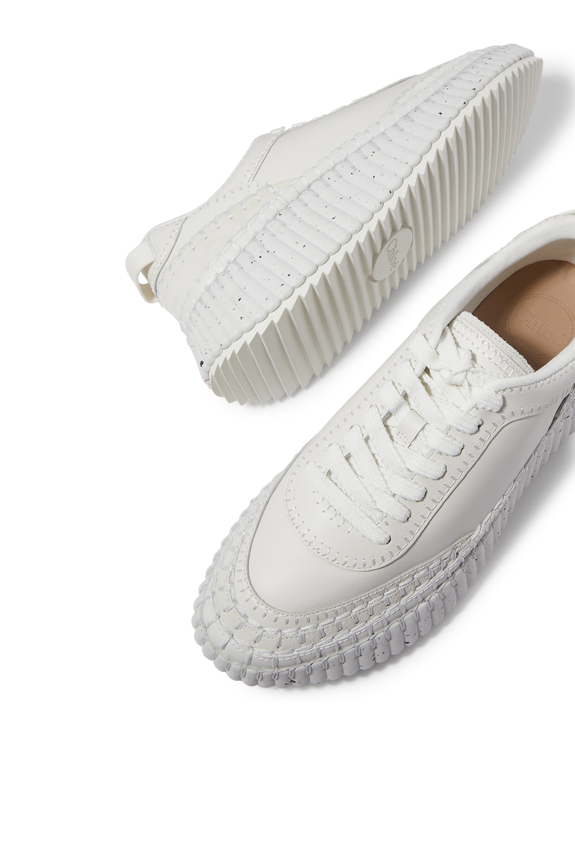 سنيكرز ناما