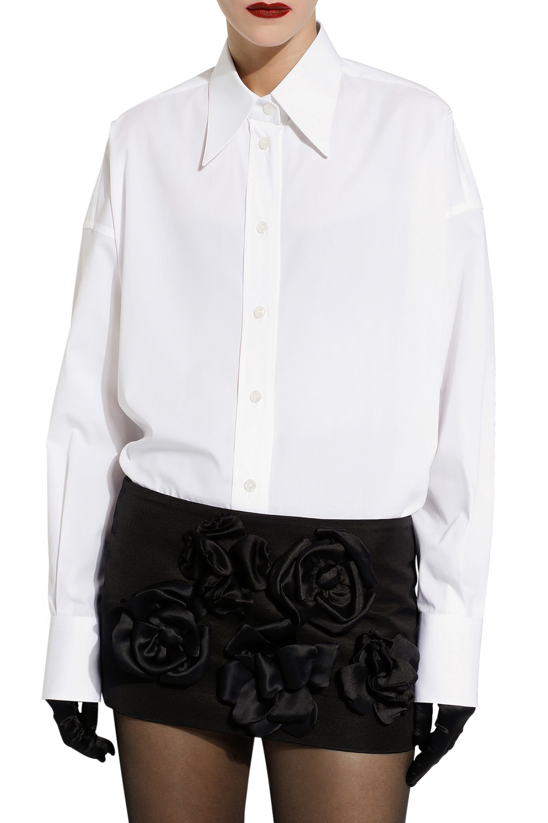 تنورة قصيرة بزهور بارزة نسيج عثماني