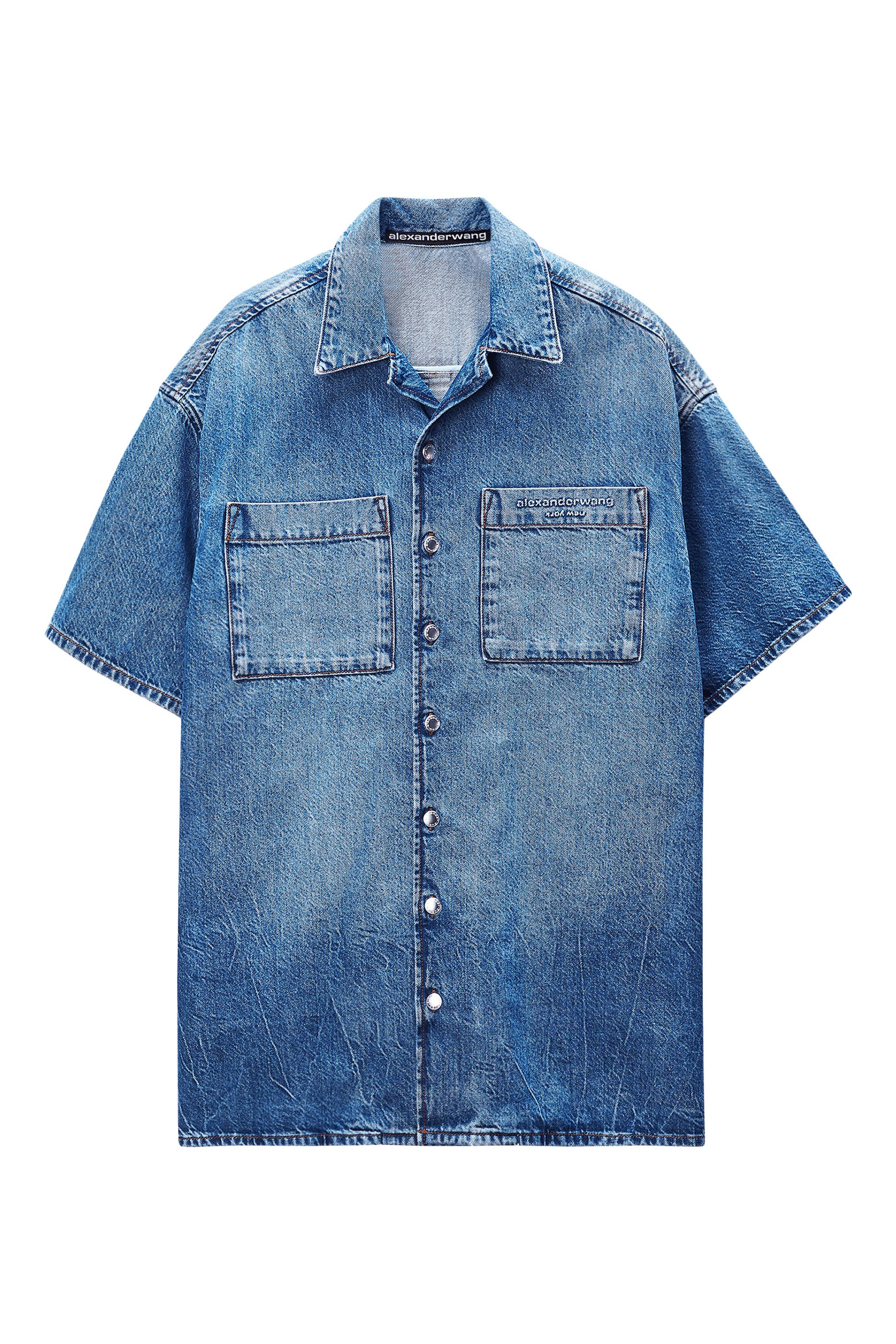 فستان بنمط قميص بقصة مربعة دنيم