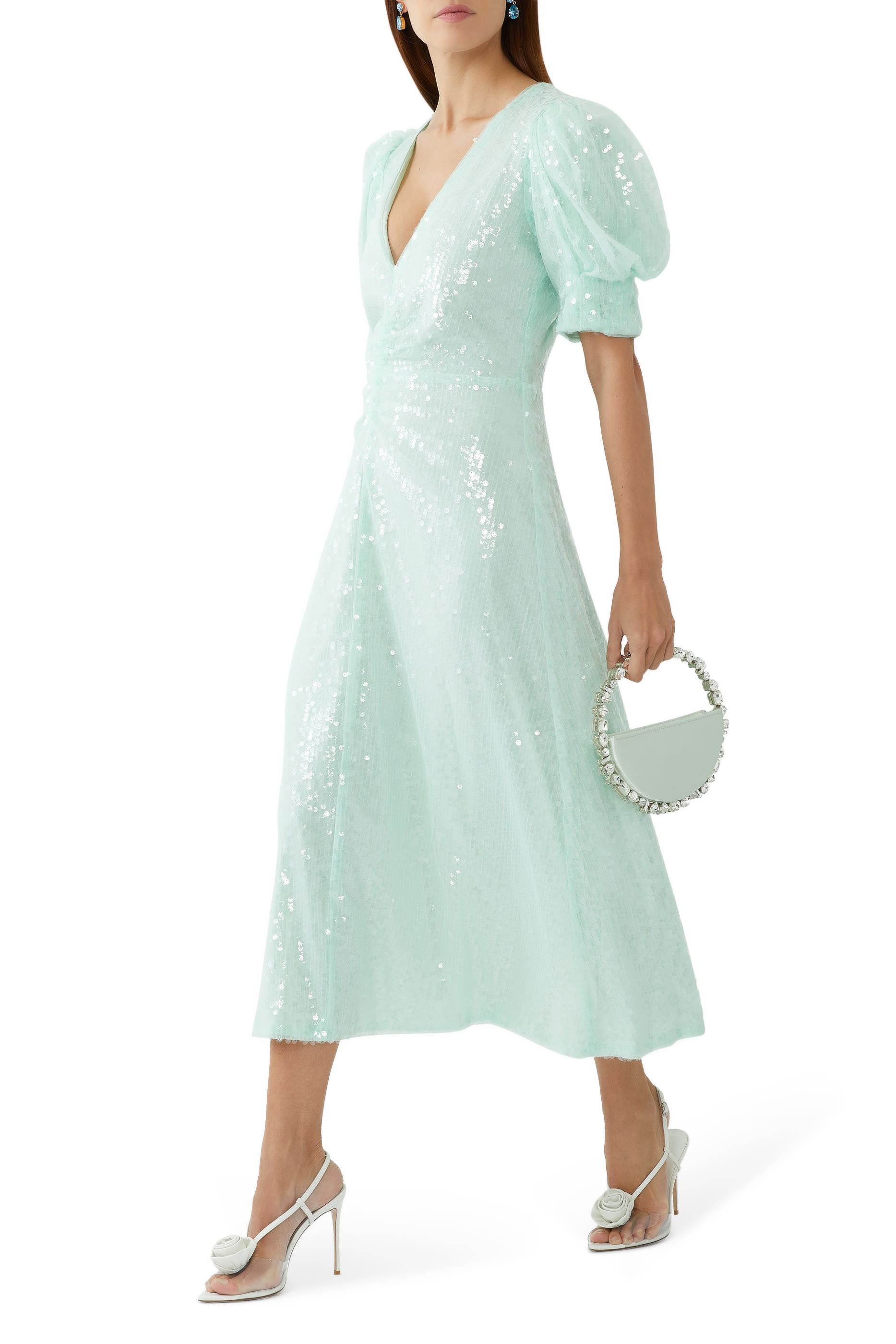 فستان متوسط الطول بياقة V وترتر