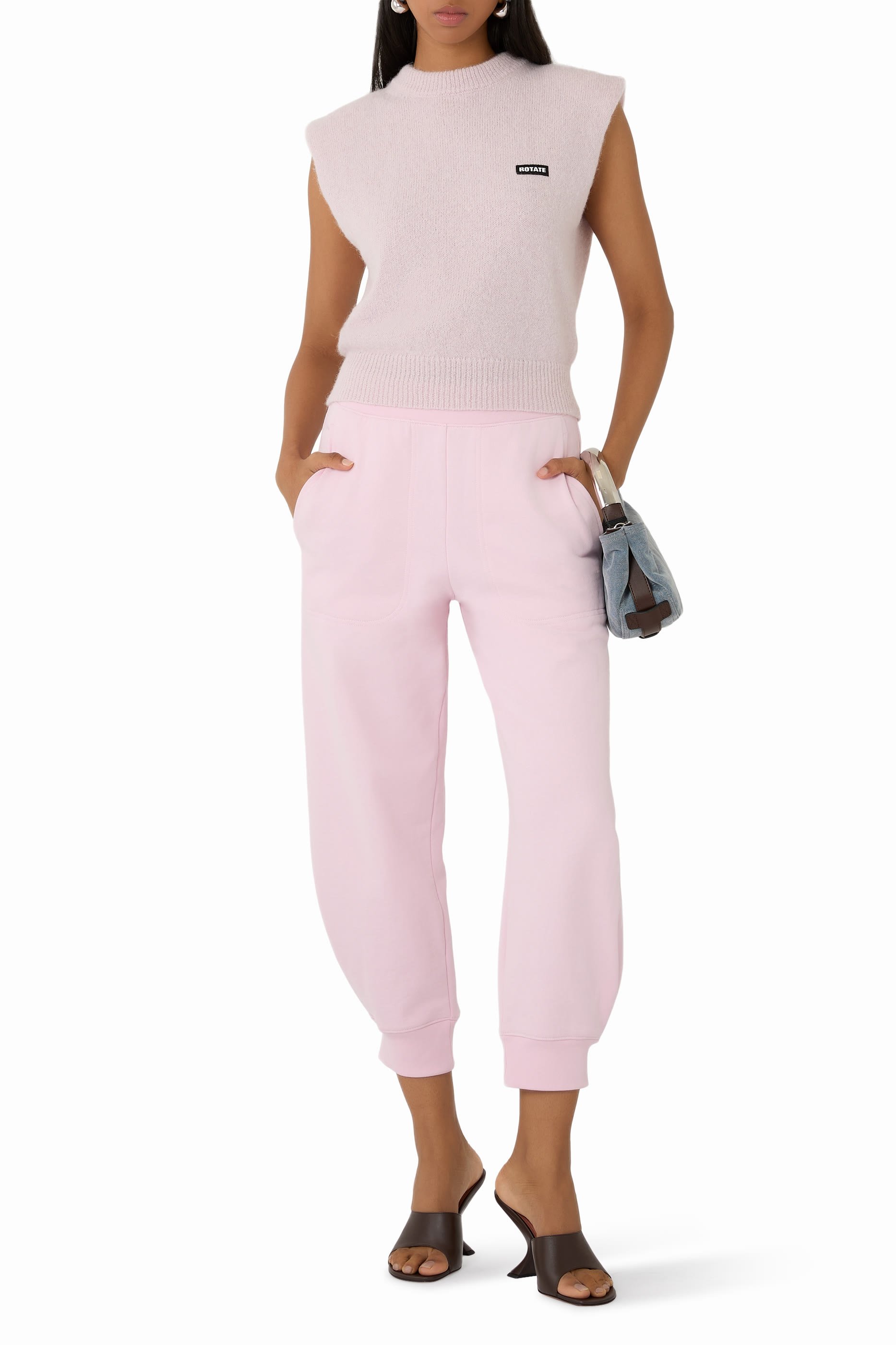 فيست قصير منسوج