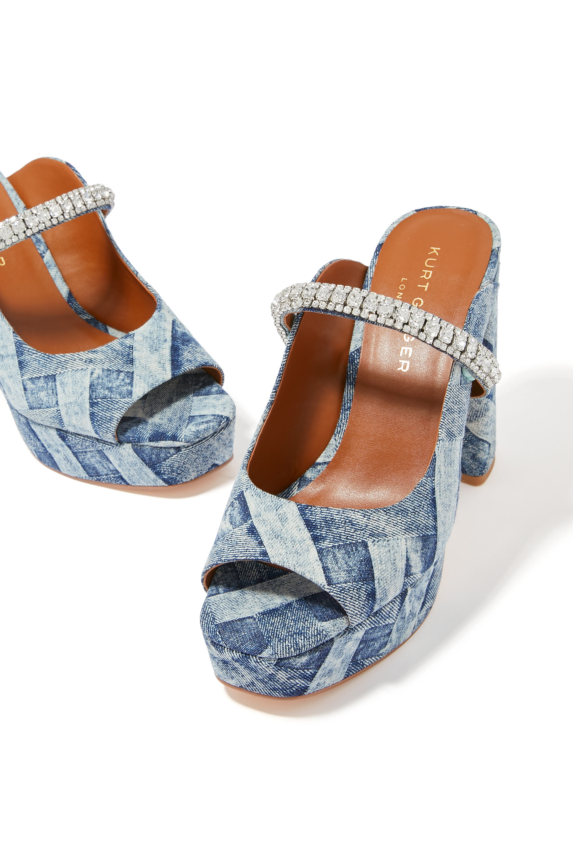 صندل ديوك 114 بنعل سميك ومقدمة مفتوحة