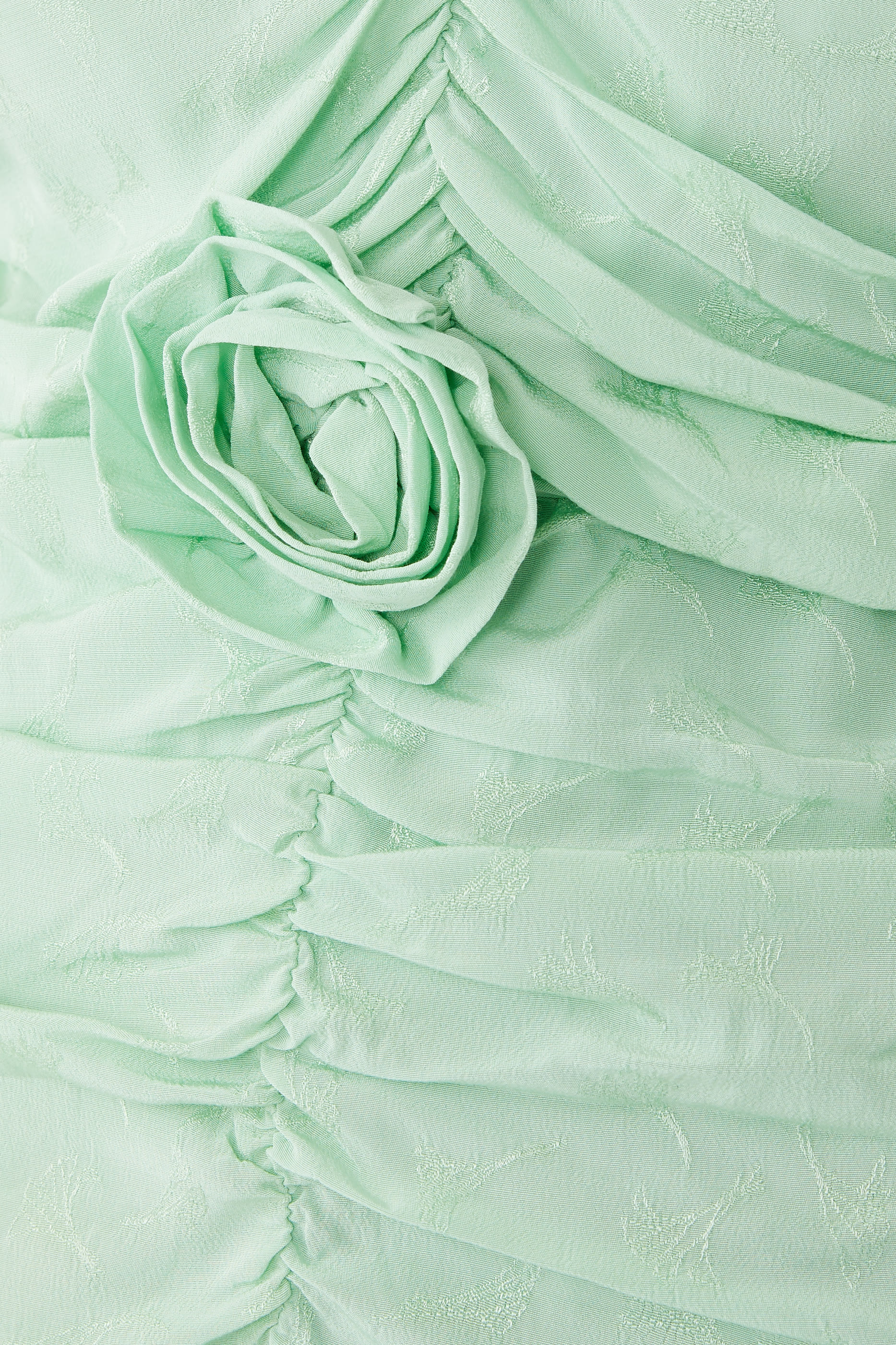 فستان قصير بحزام مع وردة