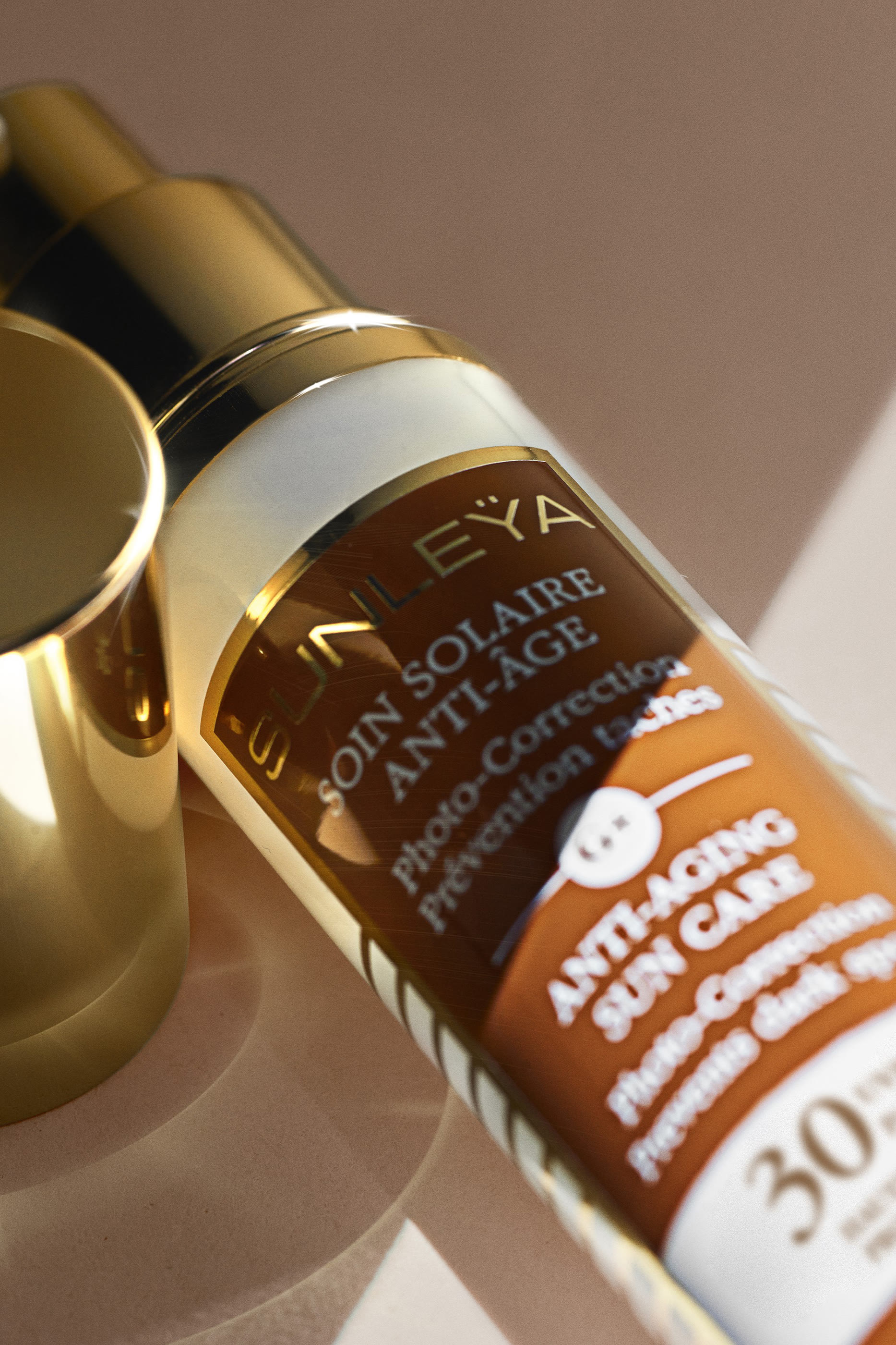 كريم واقي سونليا لمحاربة علامات التقدم في السن بعامل حماية SPF 30