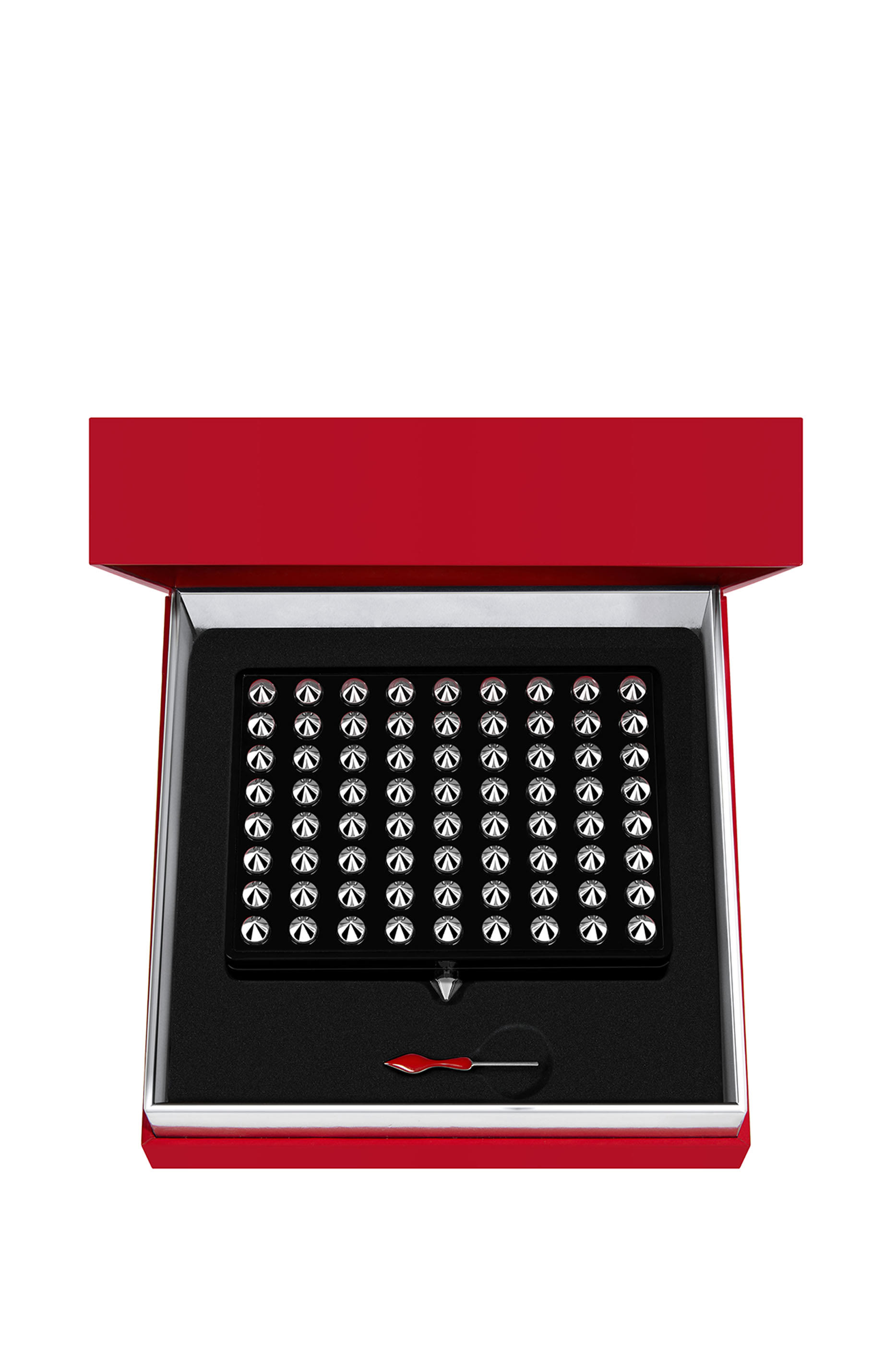 علبة لوحات المكياج قابلة لإعادة الملء