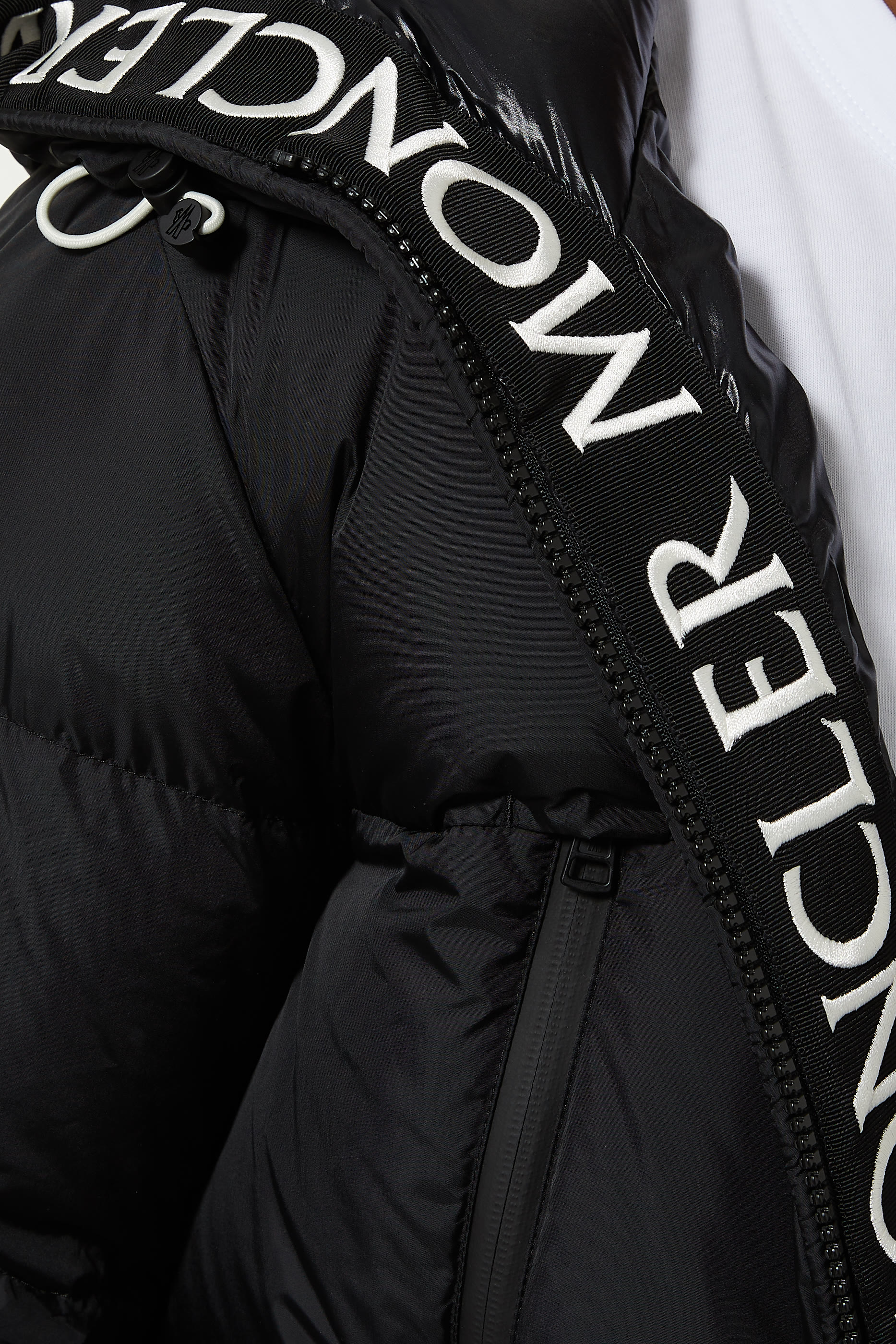 جاكيت مونتكلا مبطن