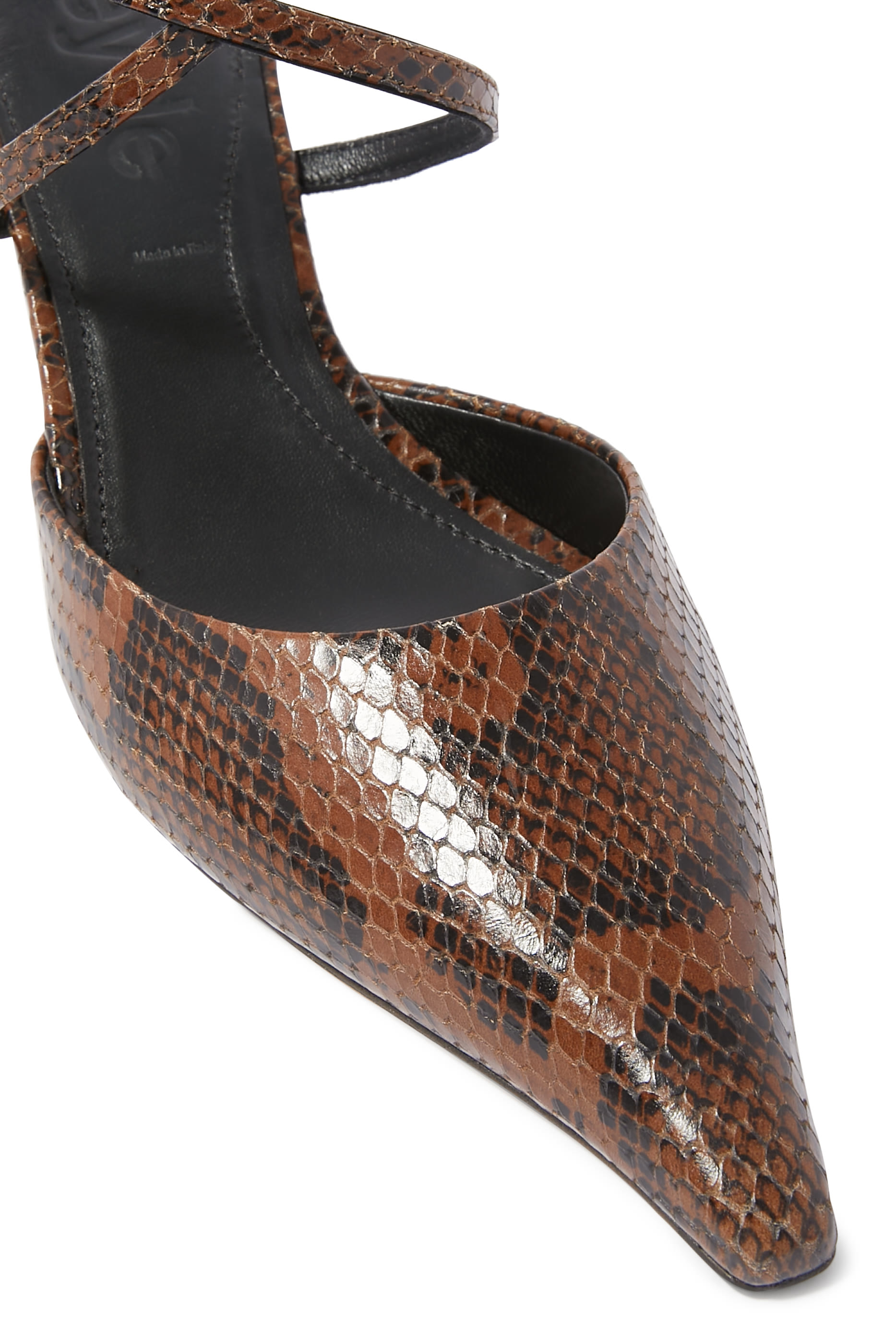 حذاء كلاسيكي سالومي بكعب رفيع جلد