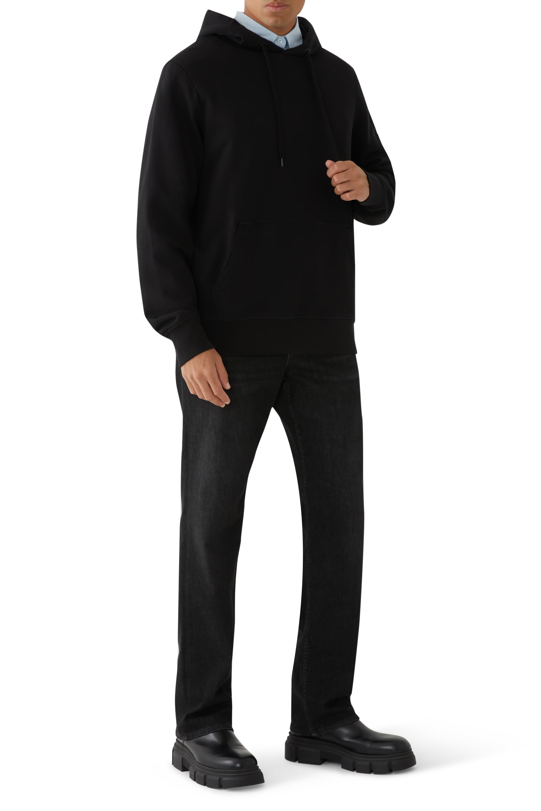 هودي هورون بملصق شعار الماركة