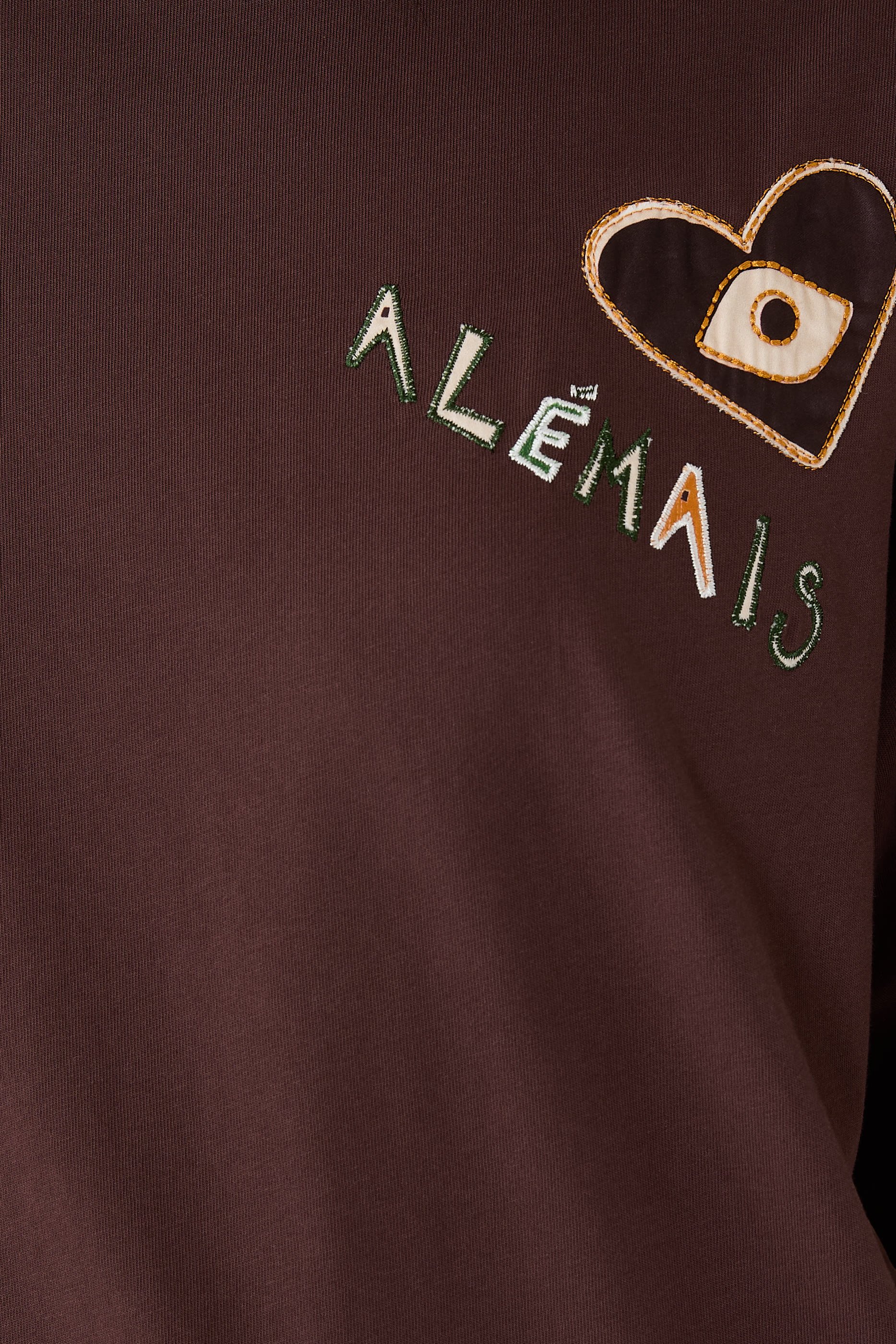 تيشيرت سيريكو مطرز