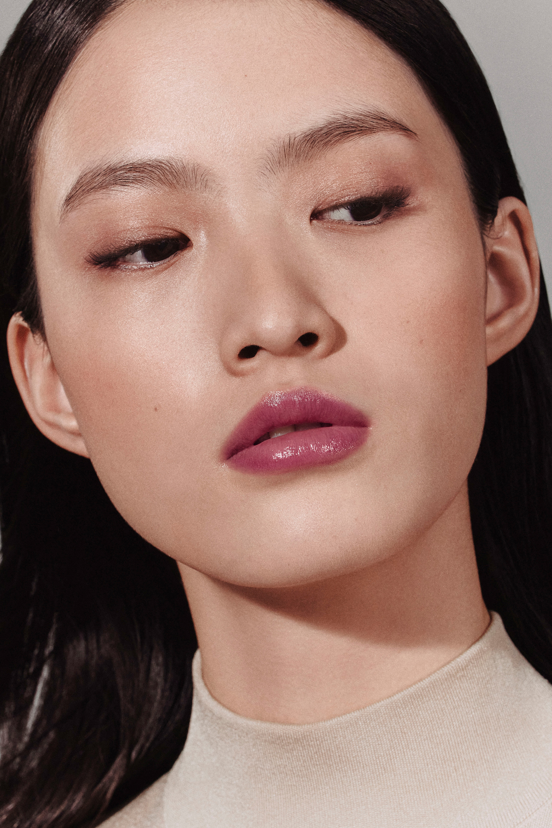 أحمر شفاه Rouge Herm&egrave;s, Shiny Lipstick بإصدار محدود