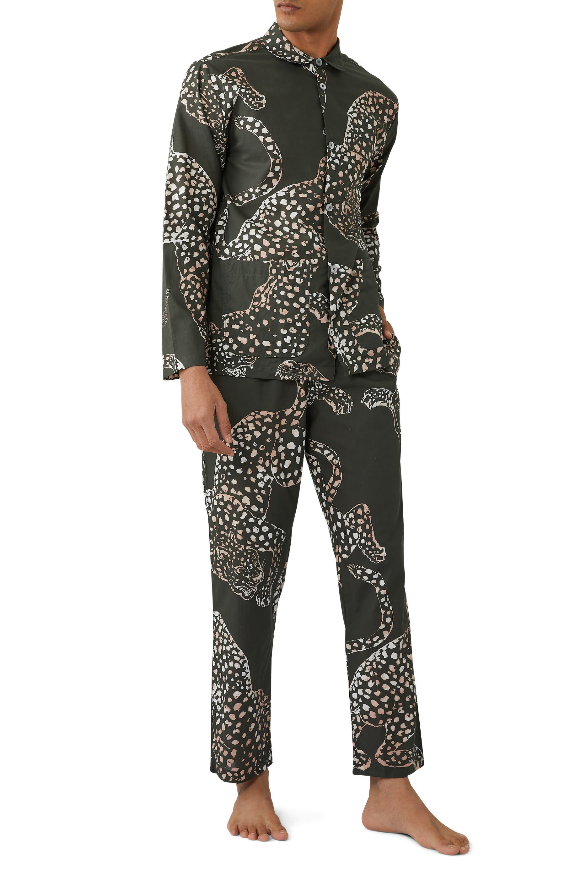 طقم بيجامة بجيب