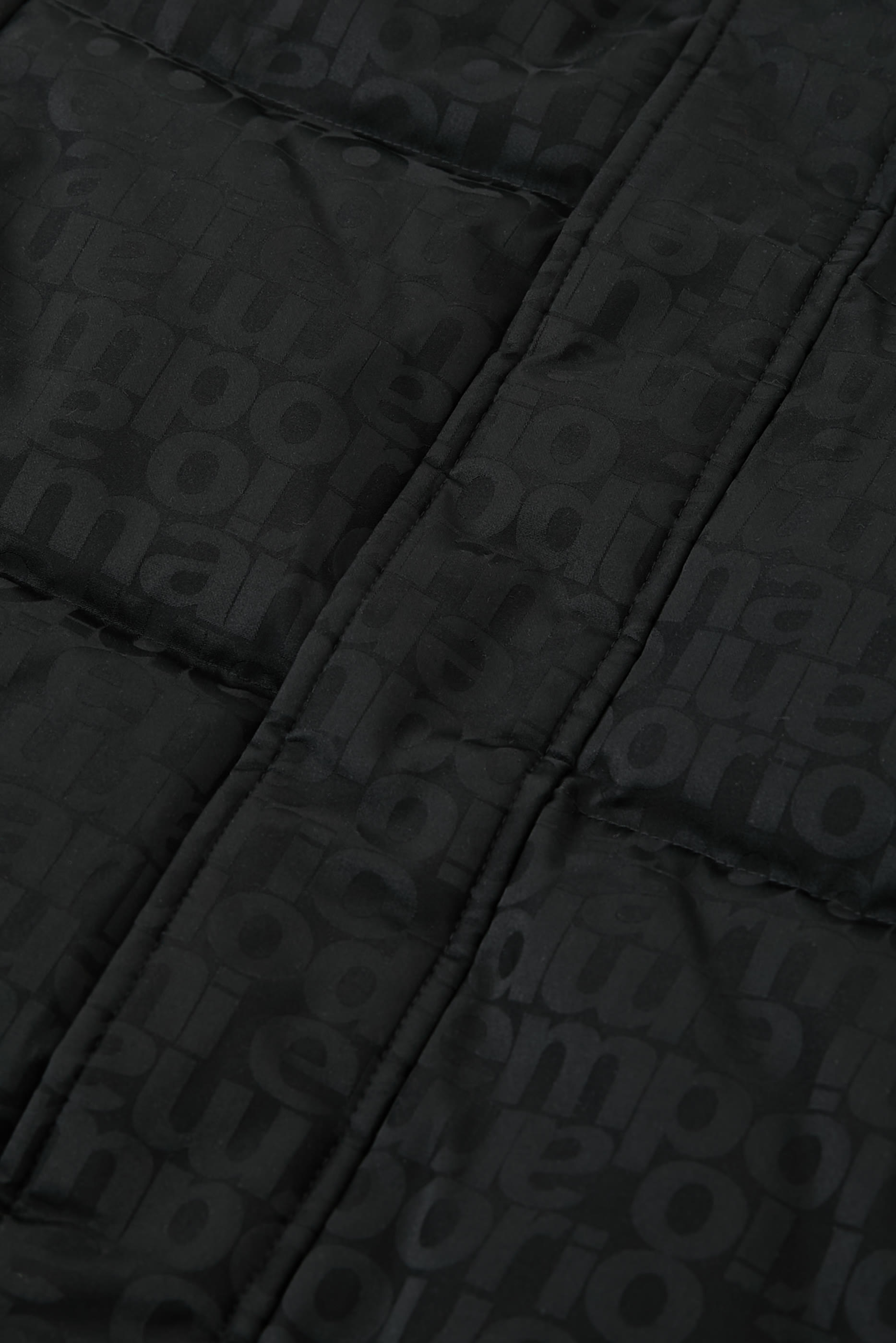 جاكيت بغطاء للرأس للأطفال