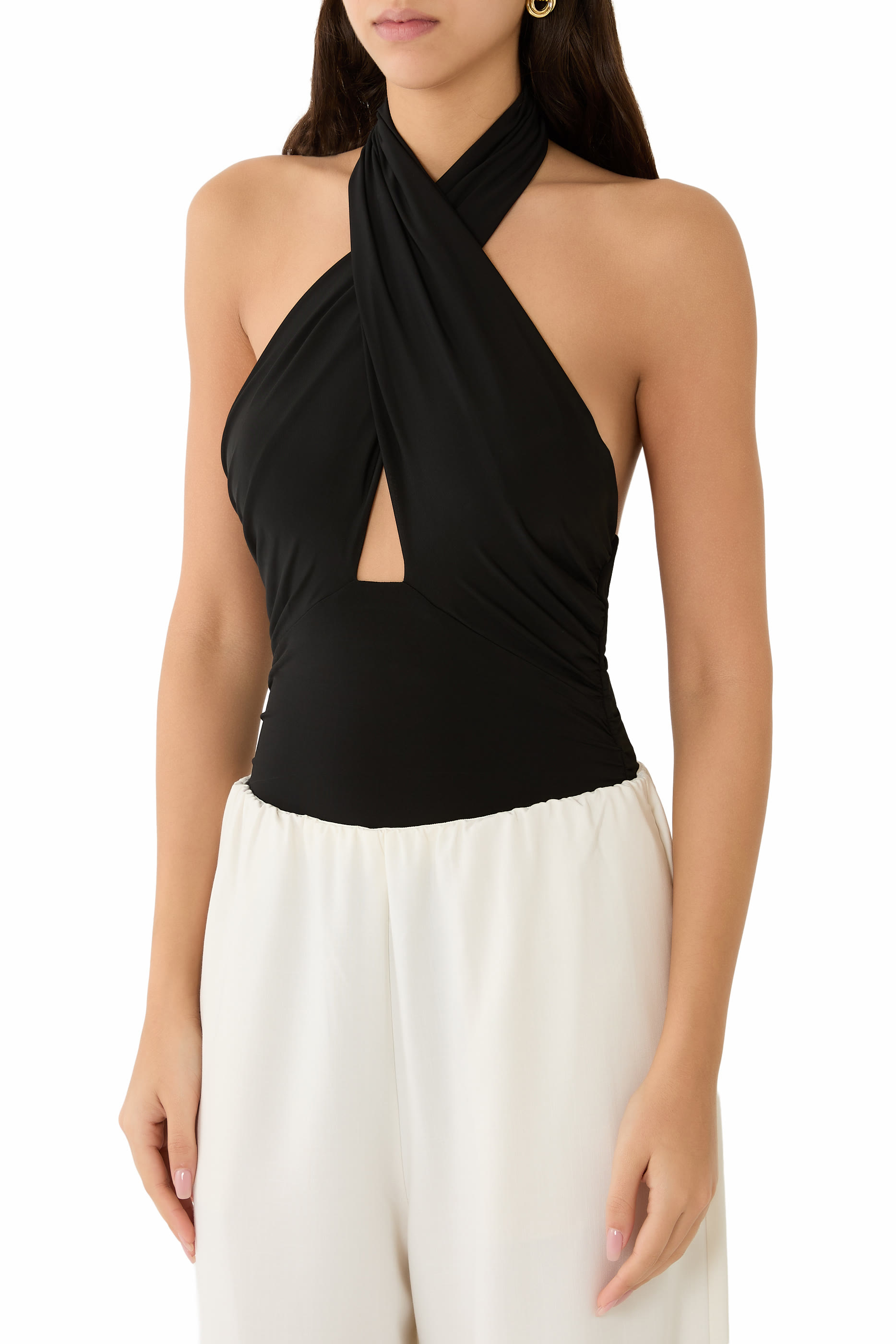 بودي سوت أتلي برباط حول الرقبة