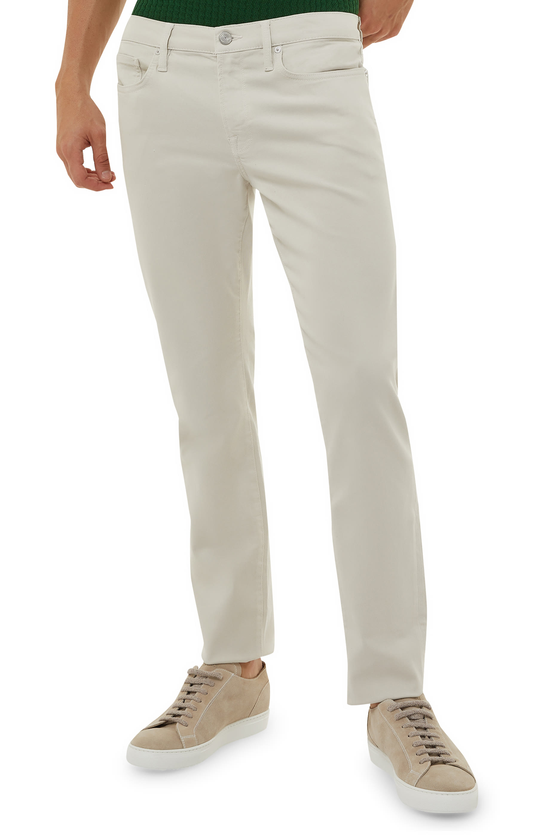 بنطال جينز لوم بقصة ضيقة